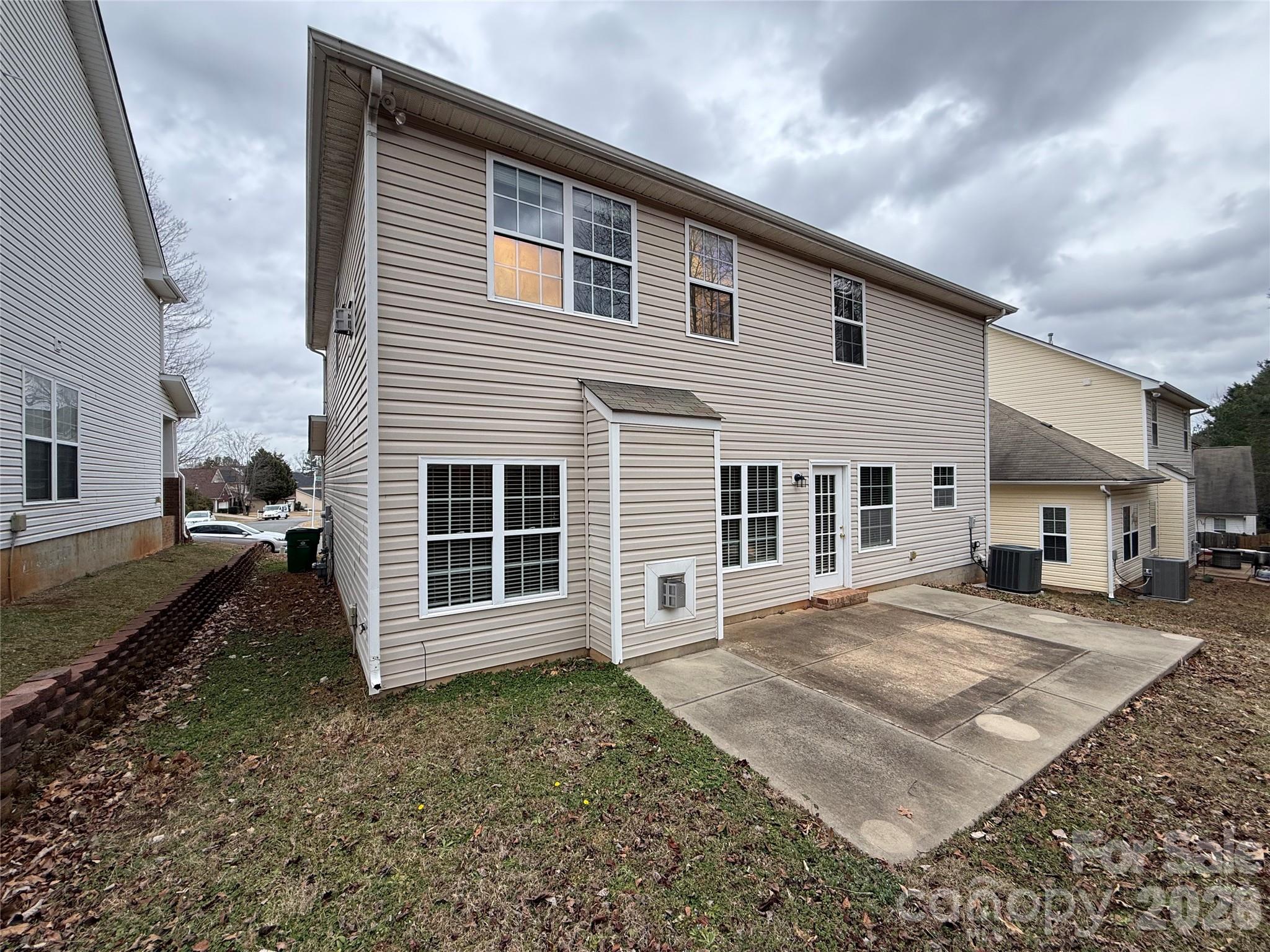 3338 Crutchfield Place Property Photo 3