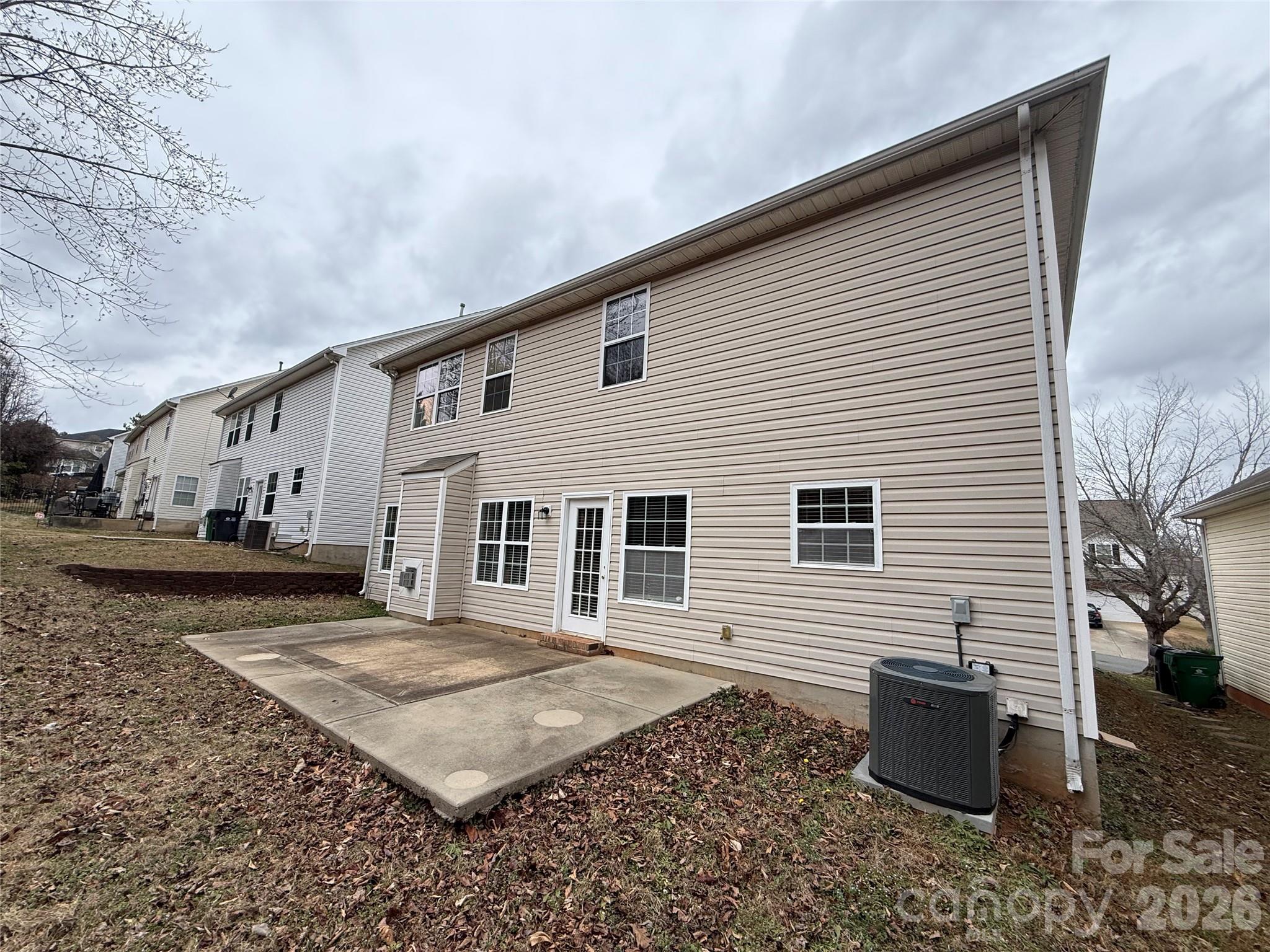 3338 Crutchfield Place Property Photo 4