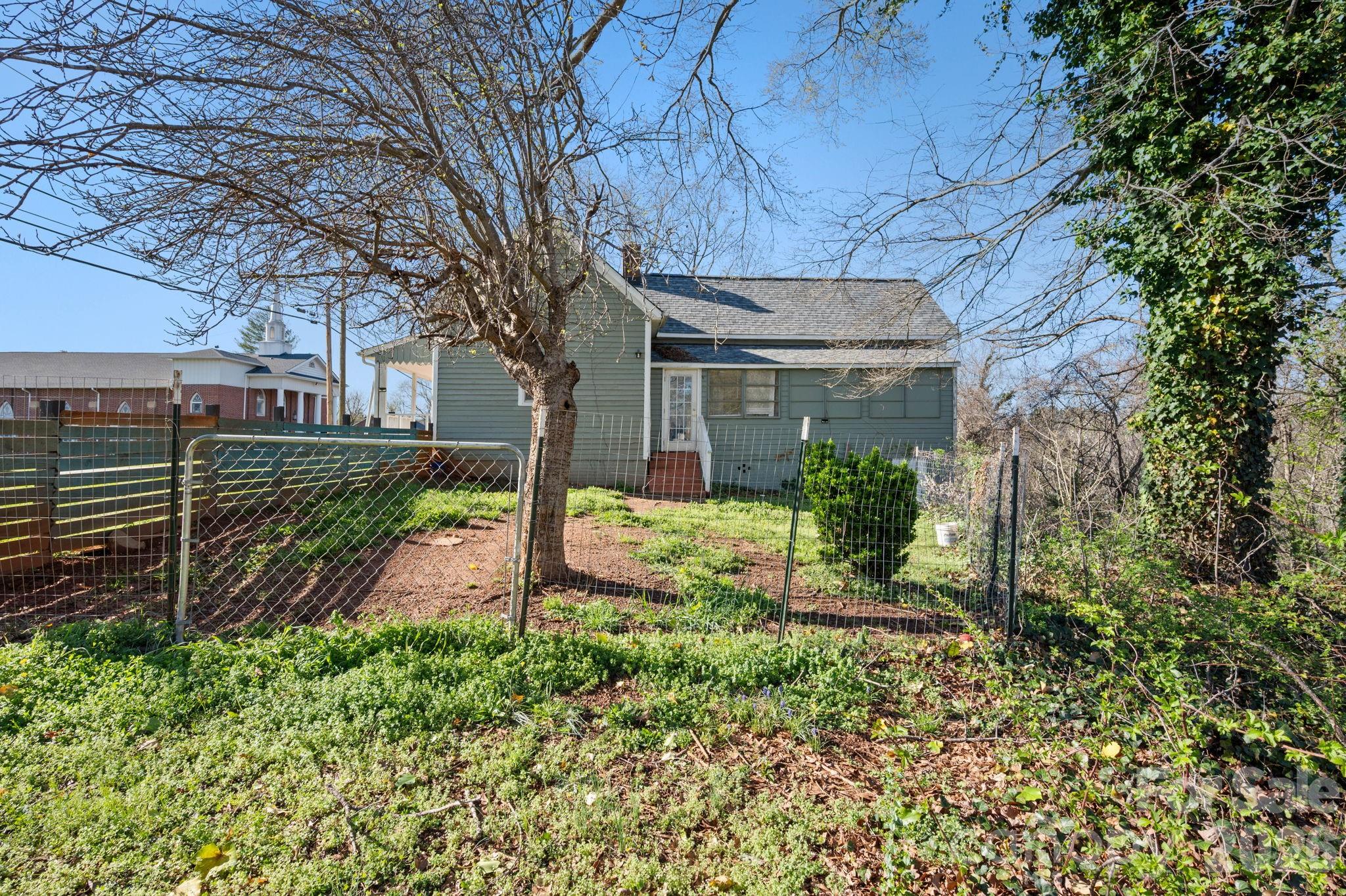 192 Spencer Street Property Photo 29