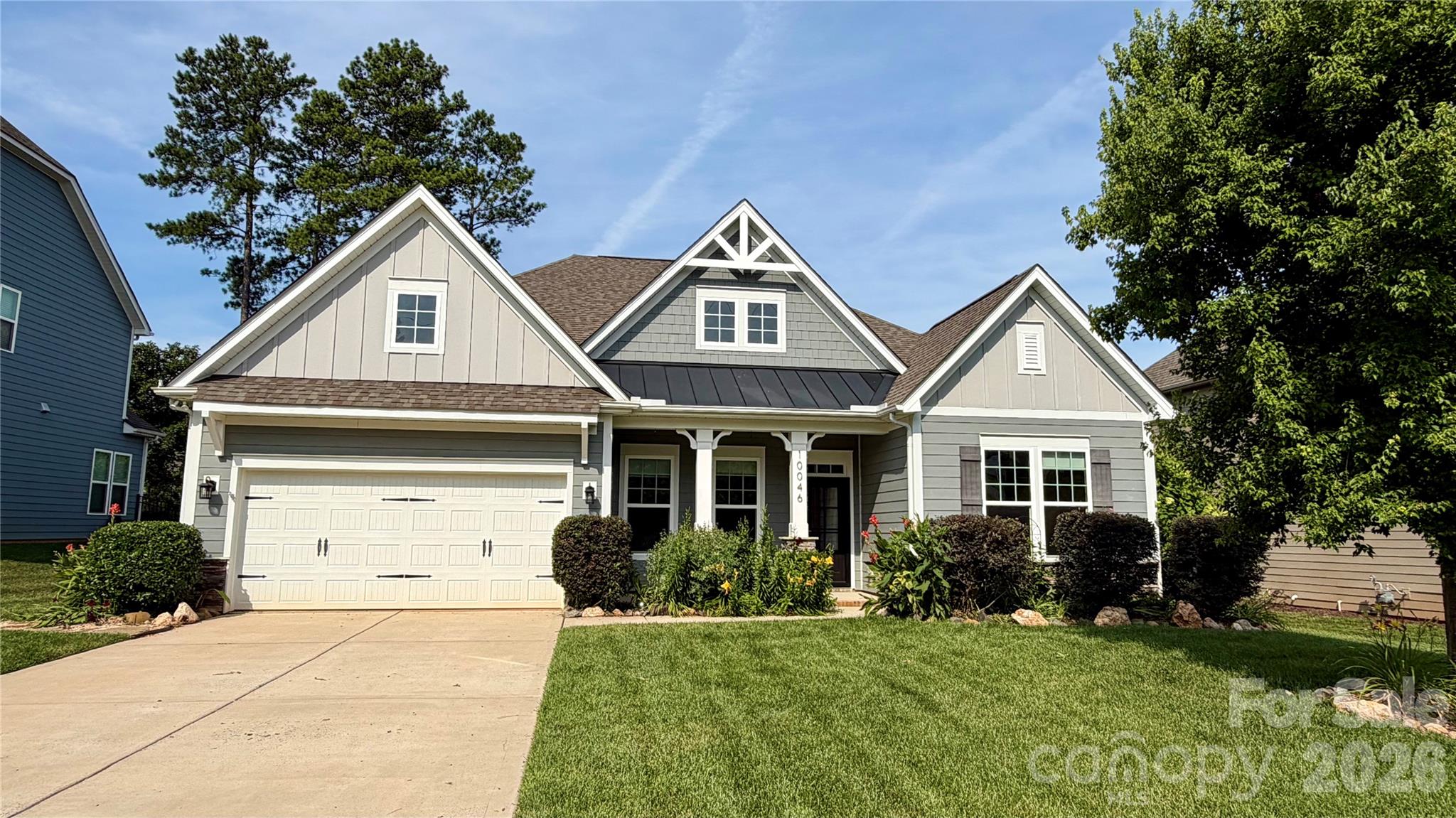 10046 Fox Trotter Lane Property Photo 1