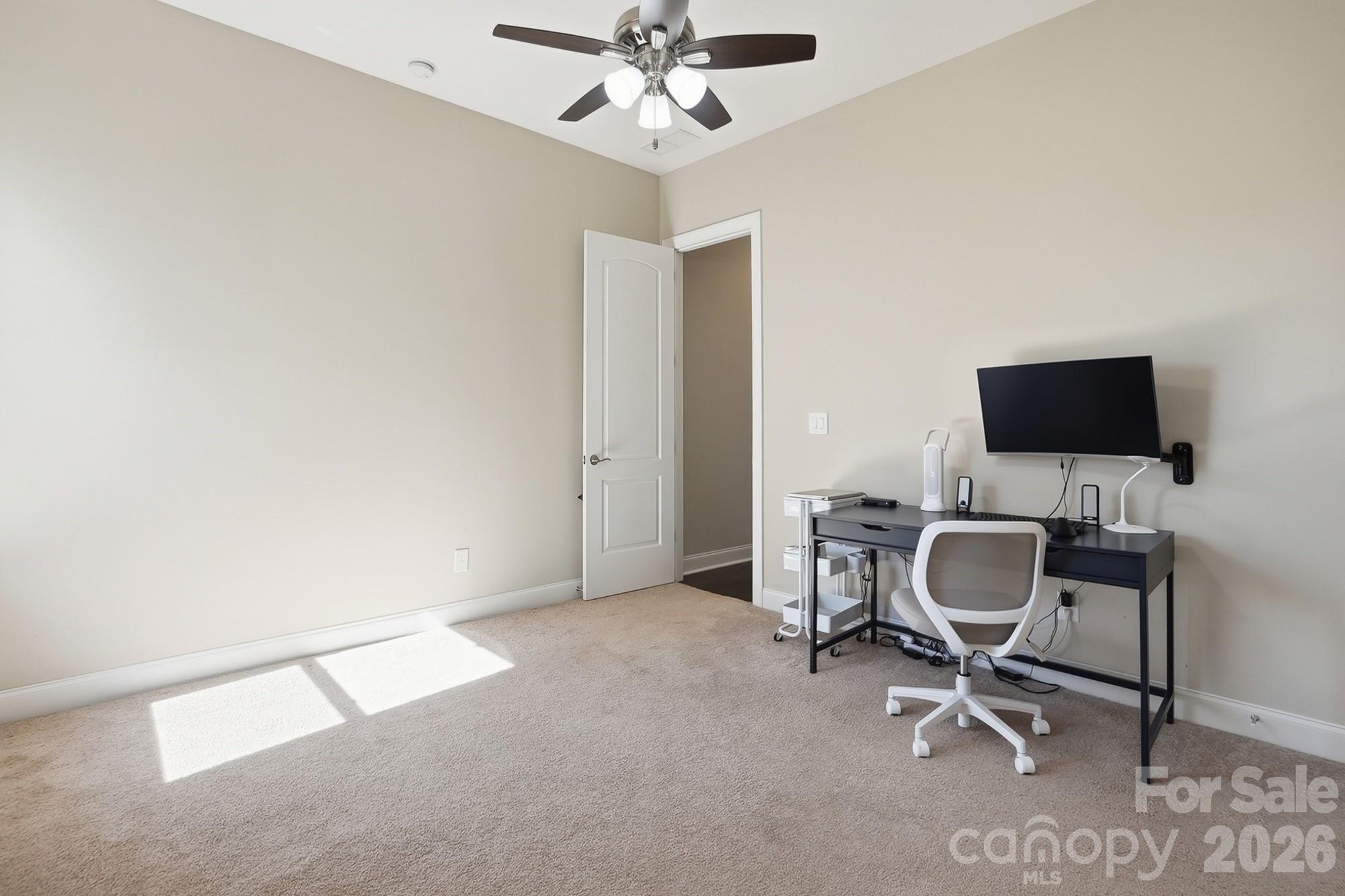 10046 Fox Trotter Lane Property Photo 37