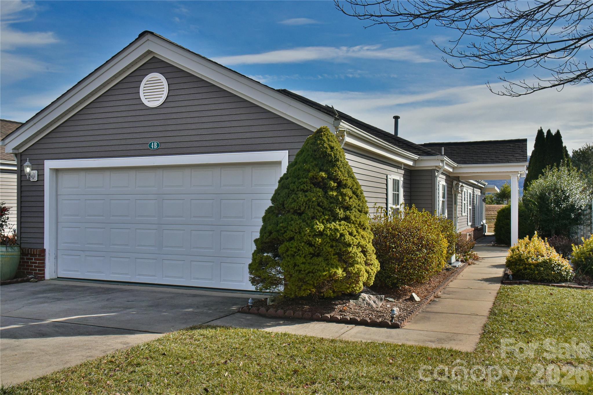 4 Heather Way B Property Photo 1