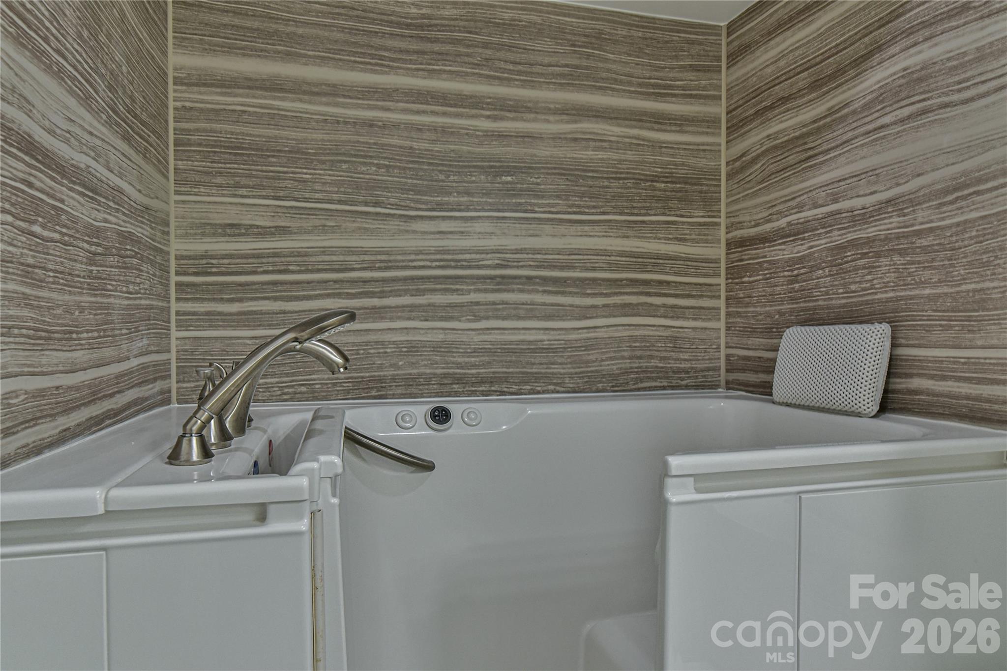 4 Heather Way B Property Photo 25