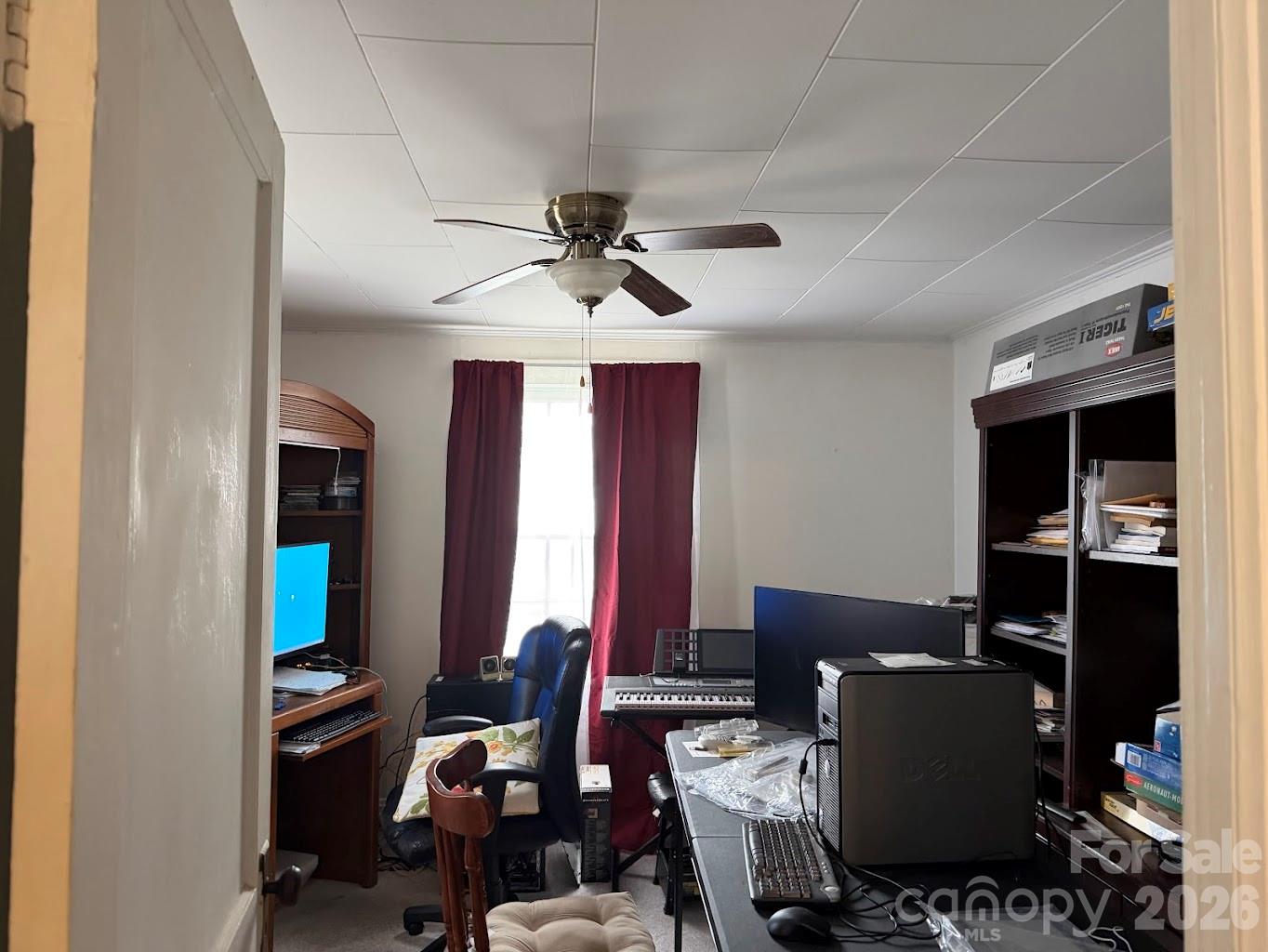602 Ross Street Property Photo 8