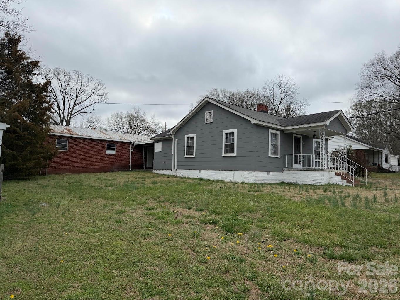 602 Ross Street Property Photo 10