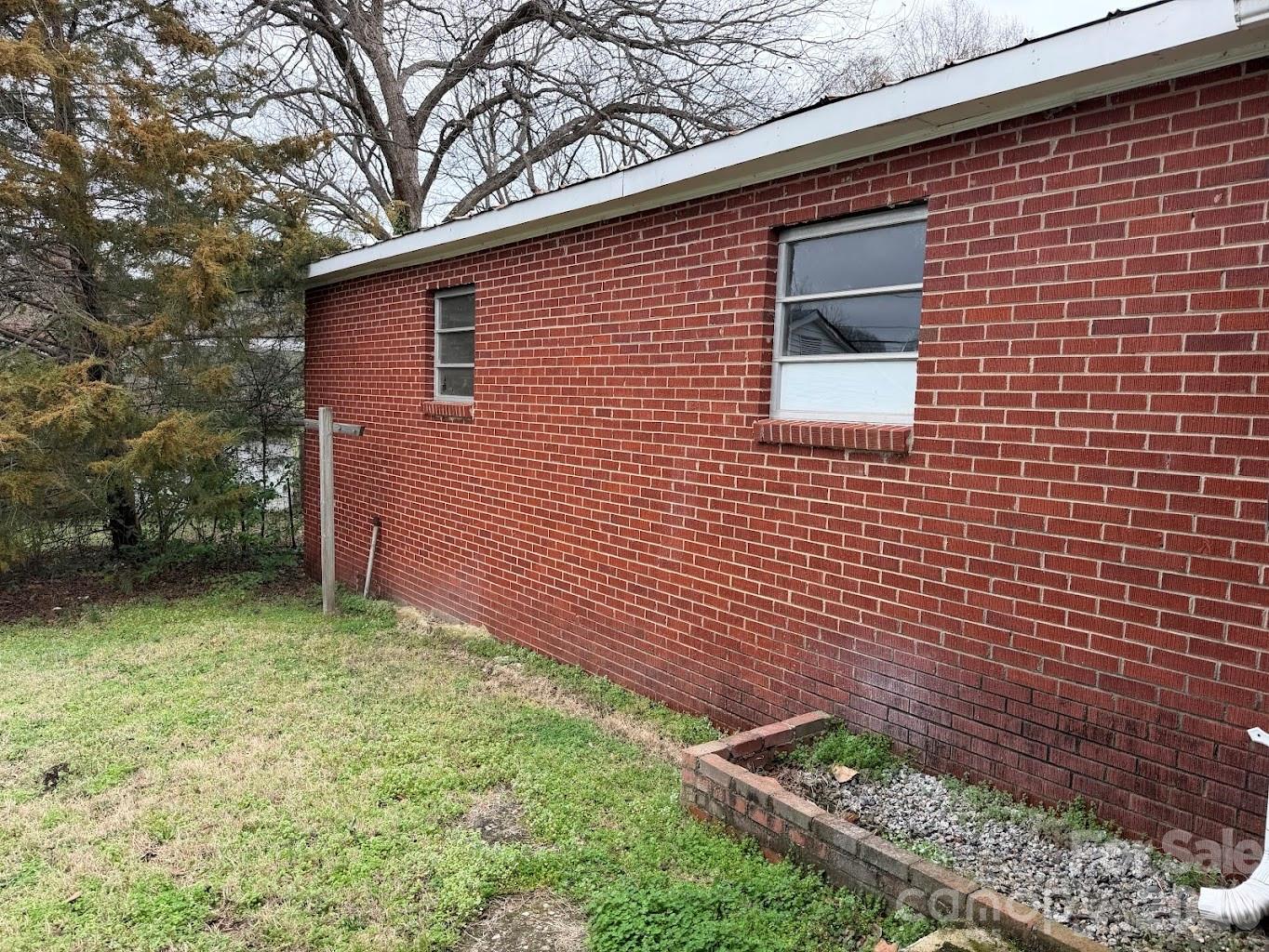 602 Ross Street Property Photo 17