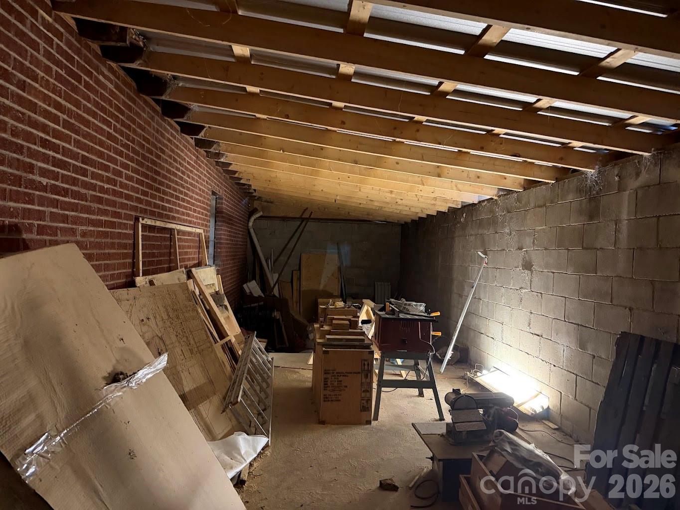 602 Ross Street Property Photo 18