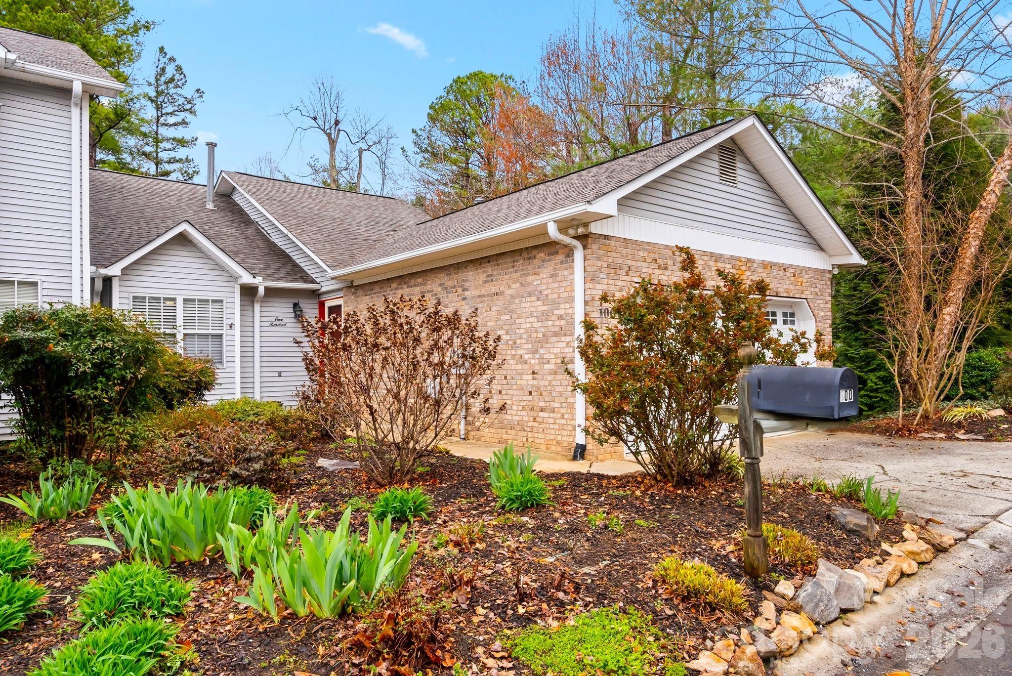 100 Thistle Knoll Court Property Photo 1