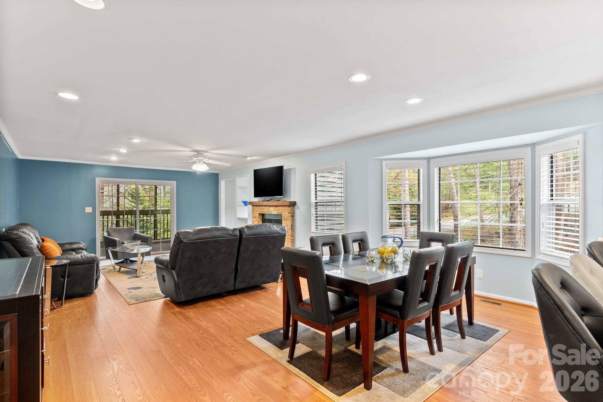 100 Thistle Knoll Court Property Photo 5