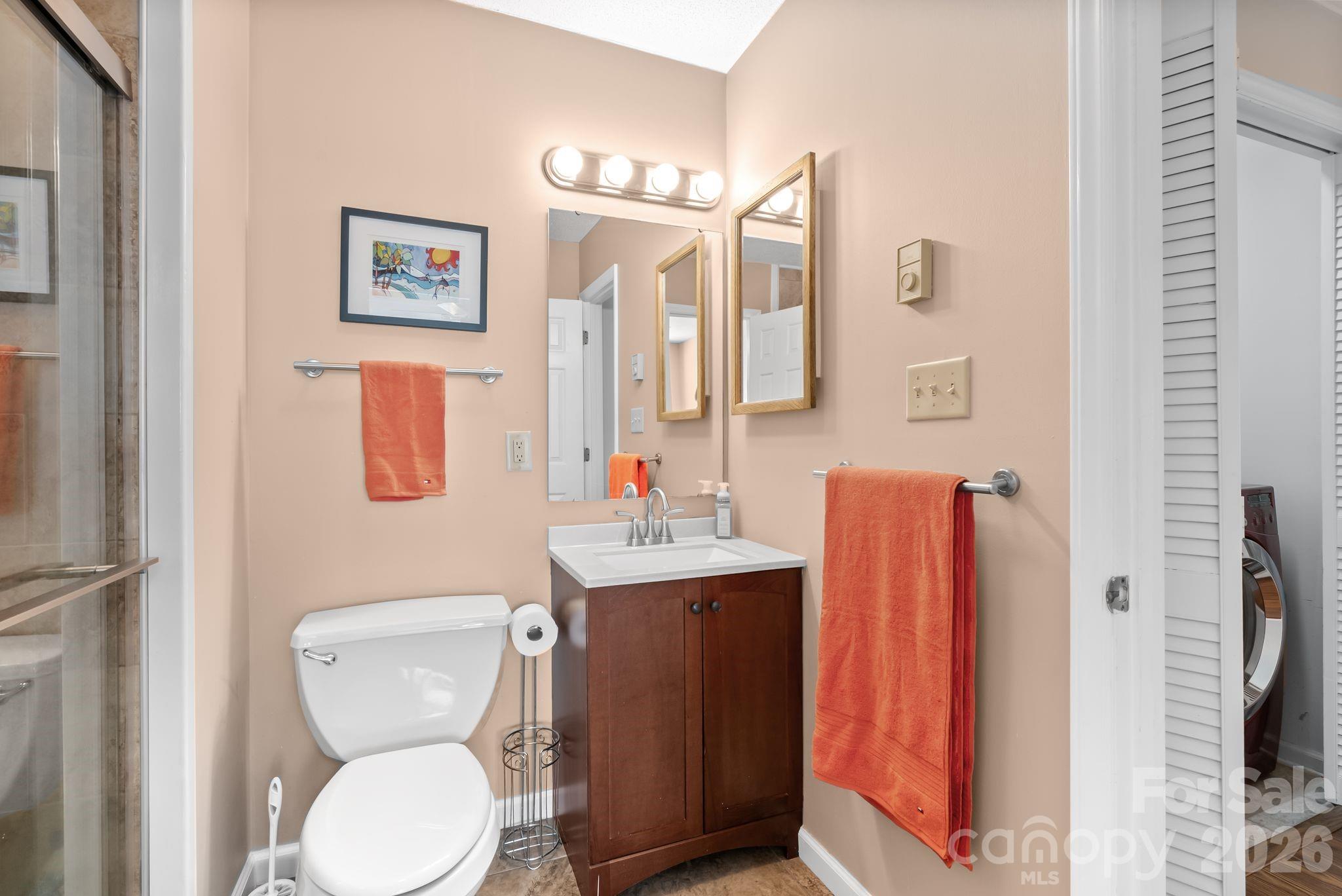 100 Thistle Knoll Court Property Photo 21