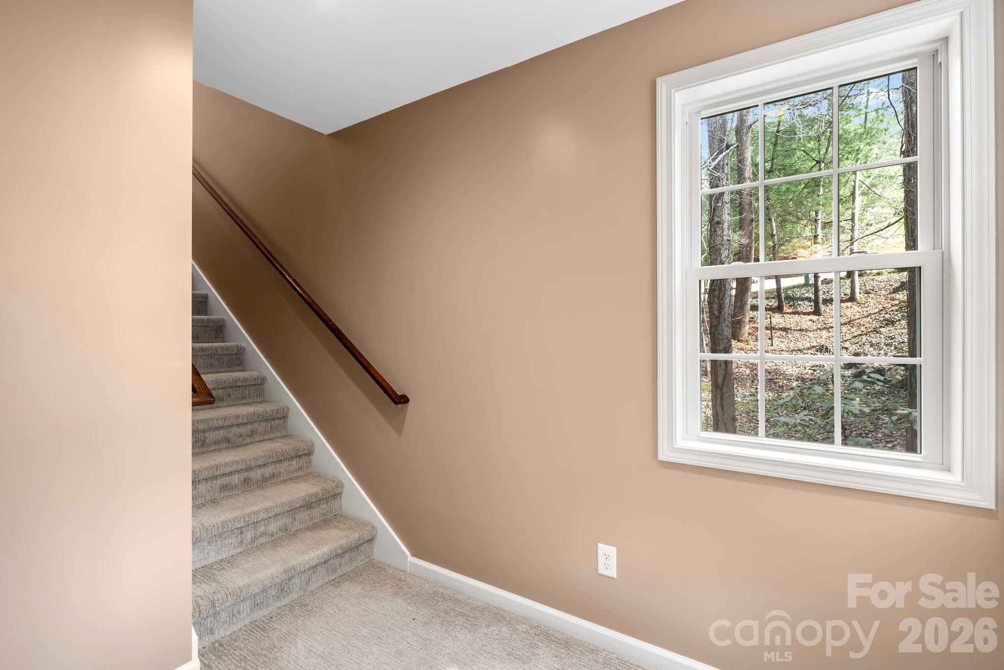 100 Thistle Knoll Court Property Photo 23