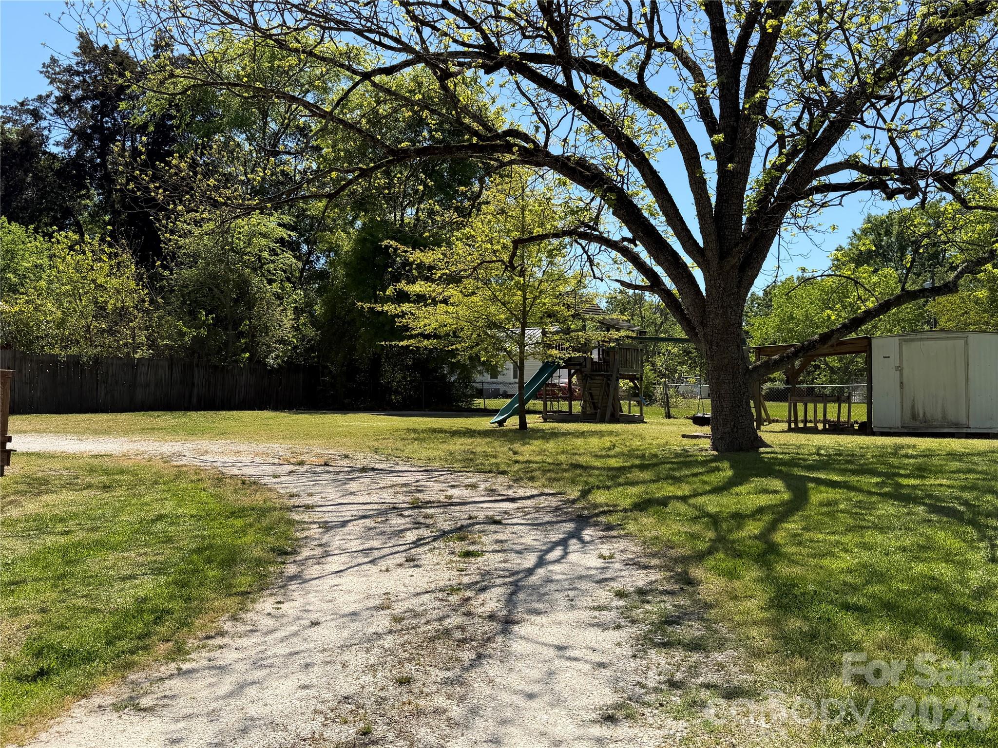 612 Ballard Street Property Photo 19