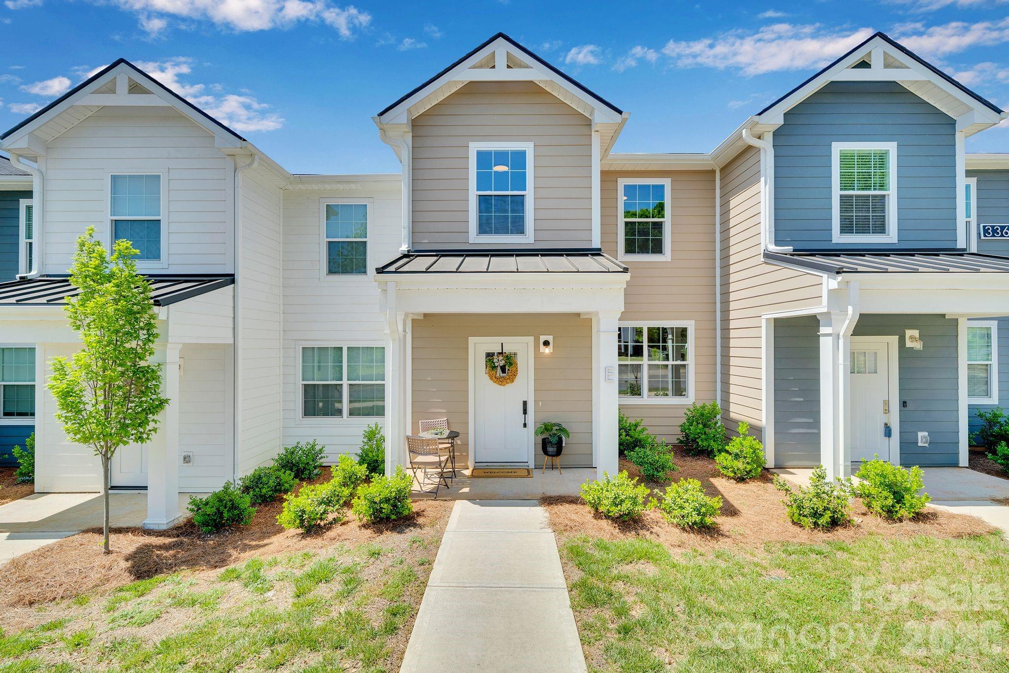 330 Malvern Drive Unit E Property Photo 1
