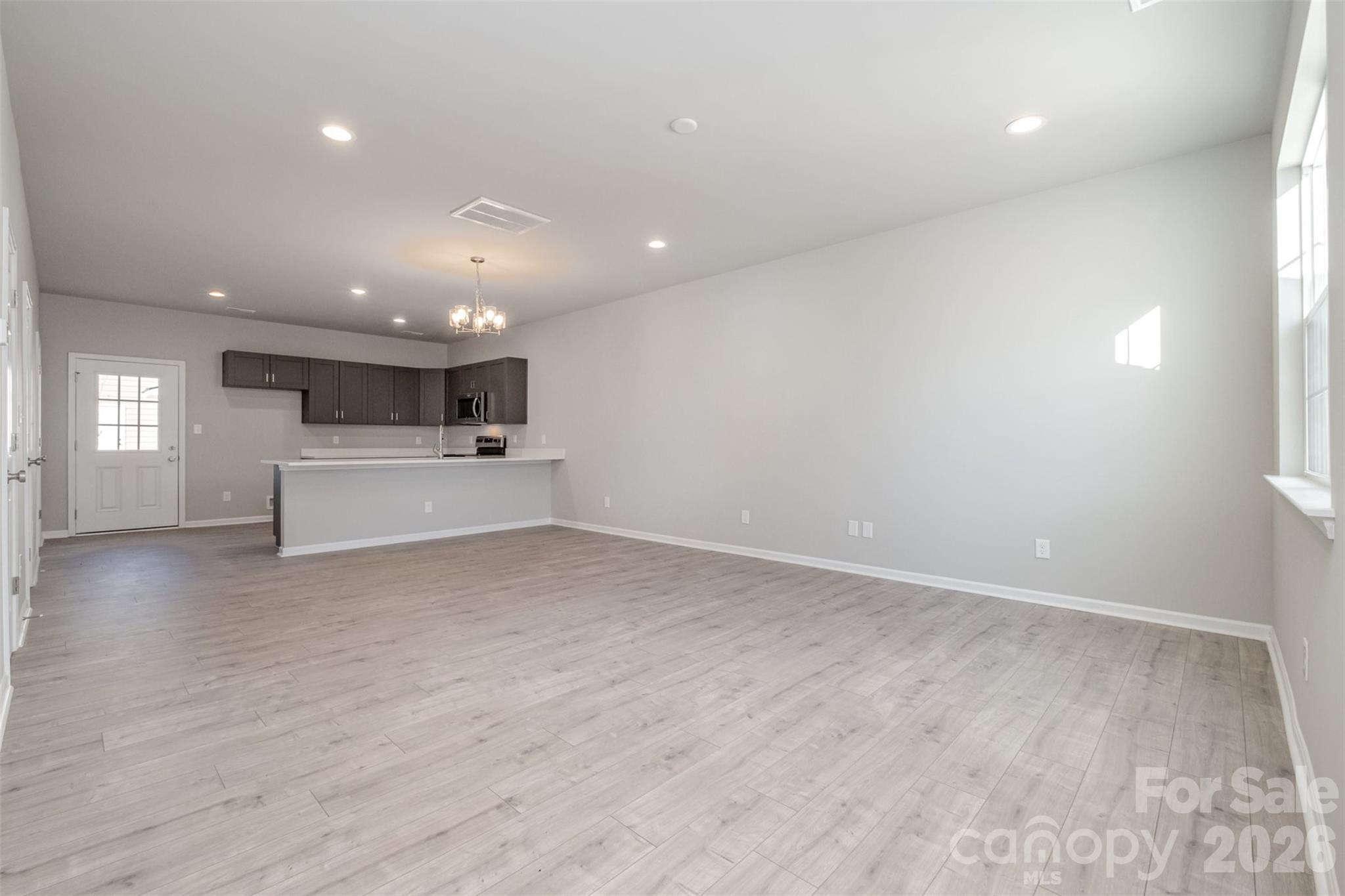330 Malvern Drive Unit E Property Photo 5