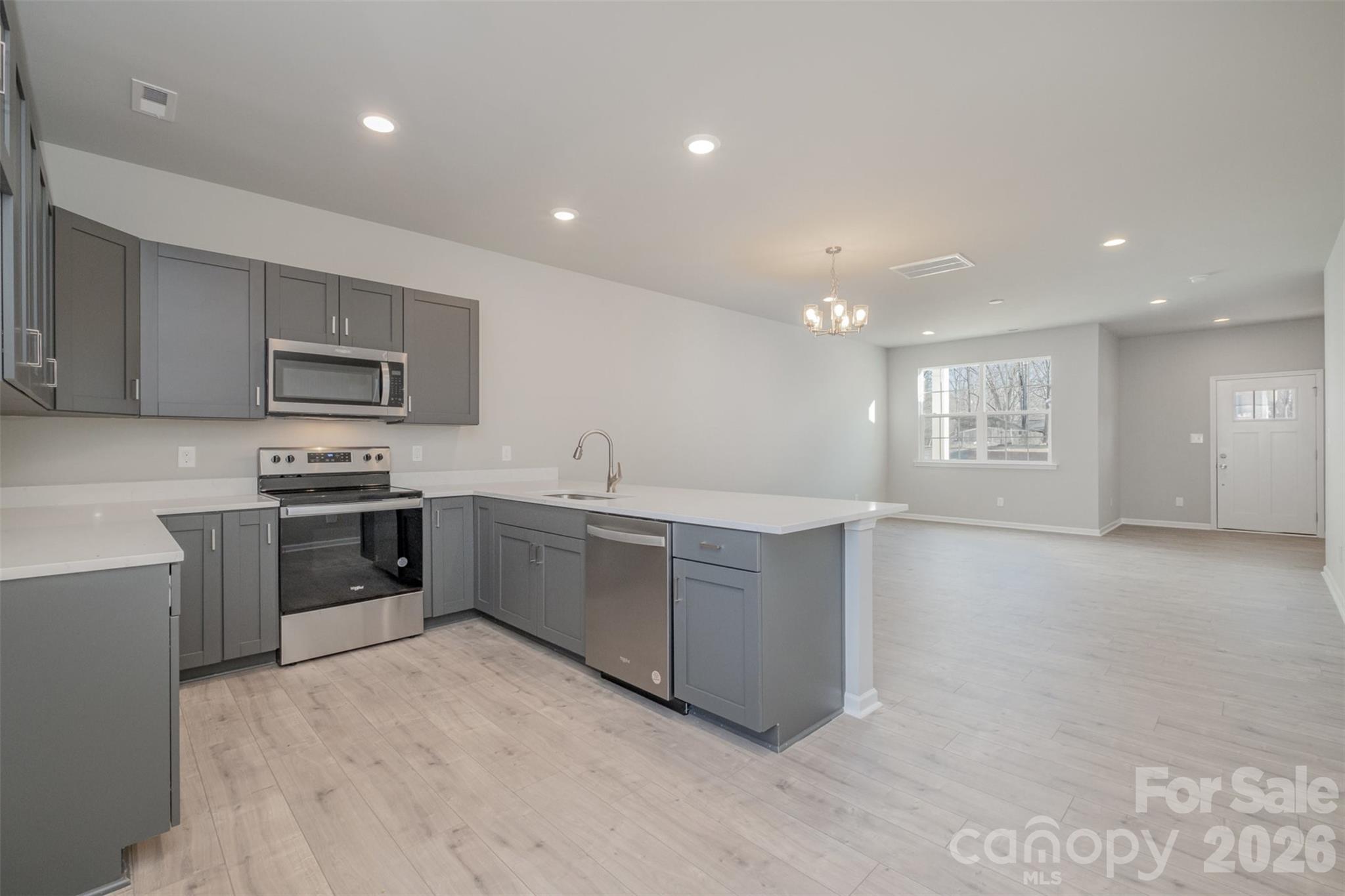 330 Malvern Drive Unit E Property Photo 7