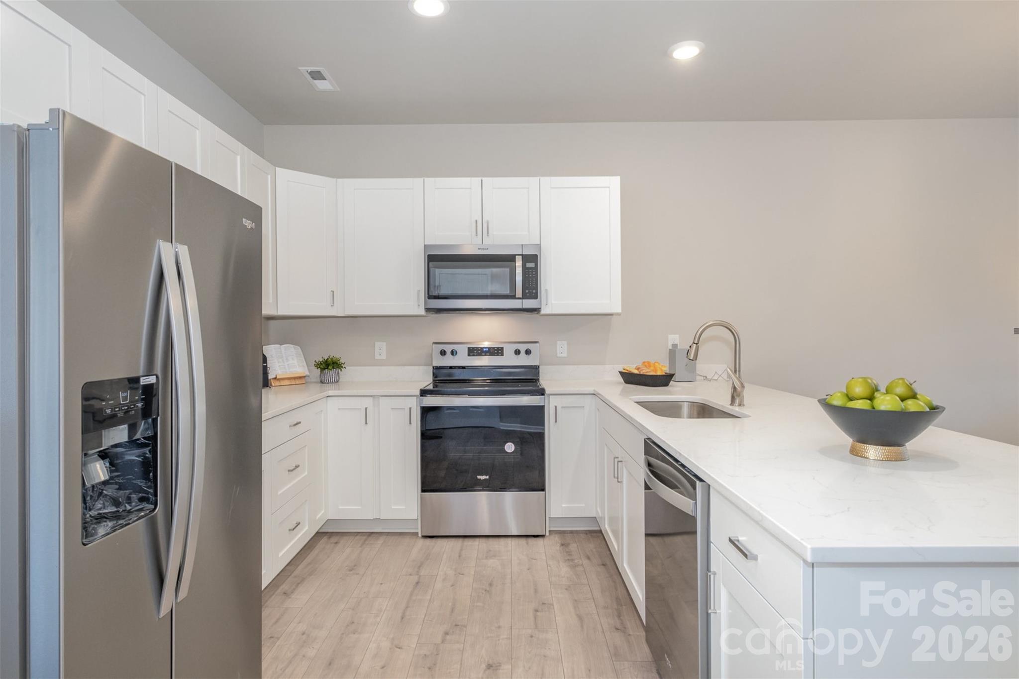 330 Malvern Drive Unit E Property Photo 9