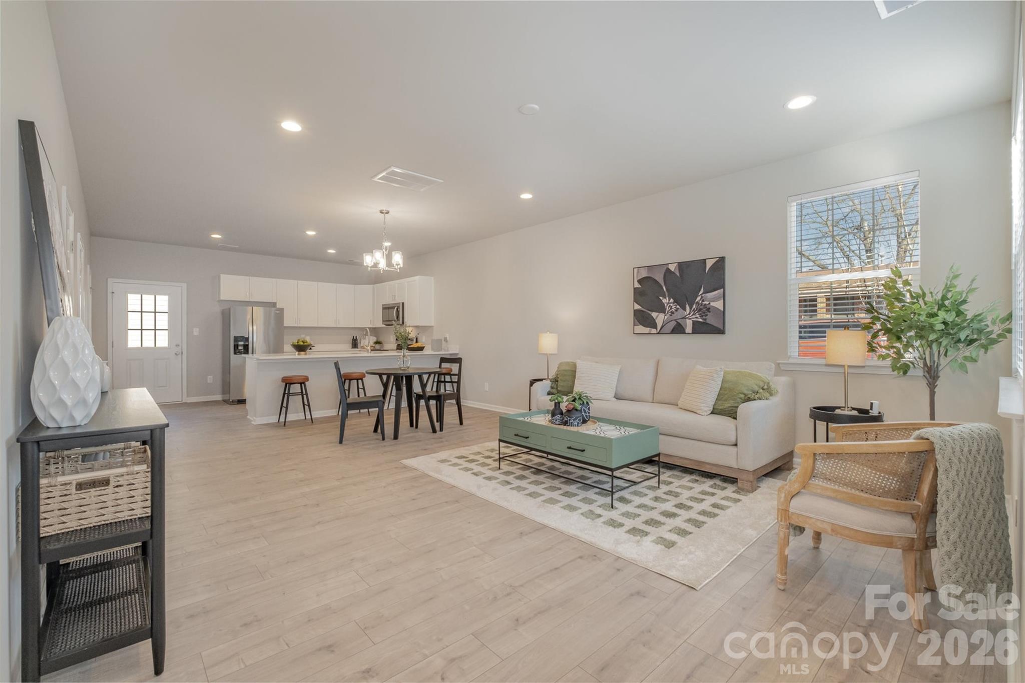 330 Malvern Drive Unit E Property Photo 10