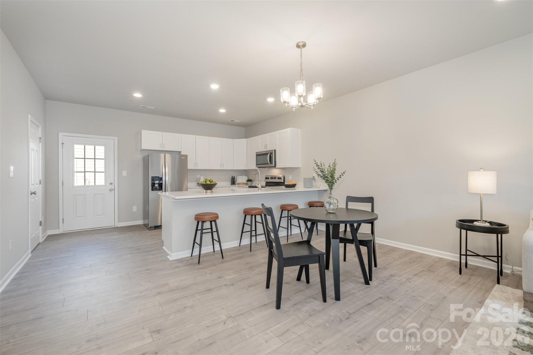 330 Malvern Drive Unit E Property Photo 11