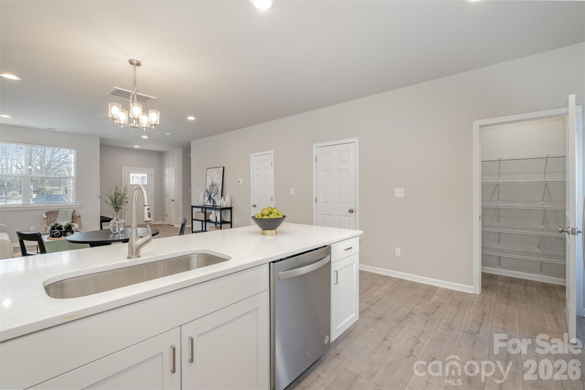 330 Malvern Drive Unit E Property Photo 15