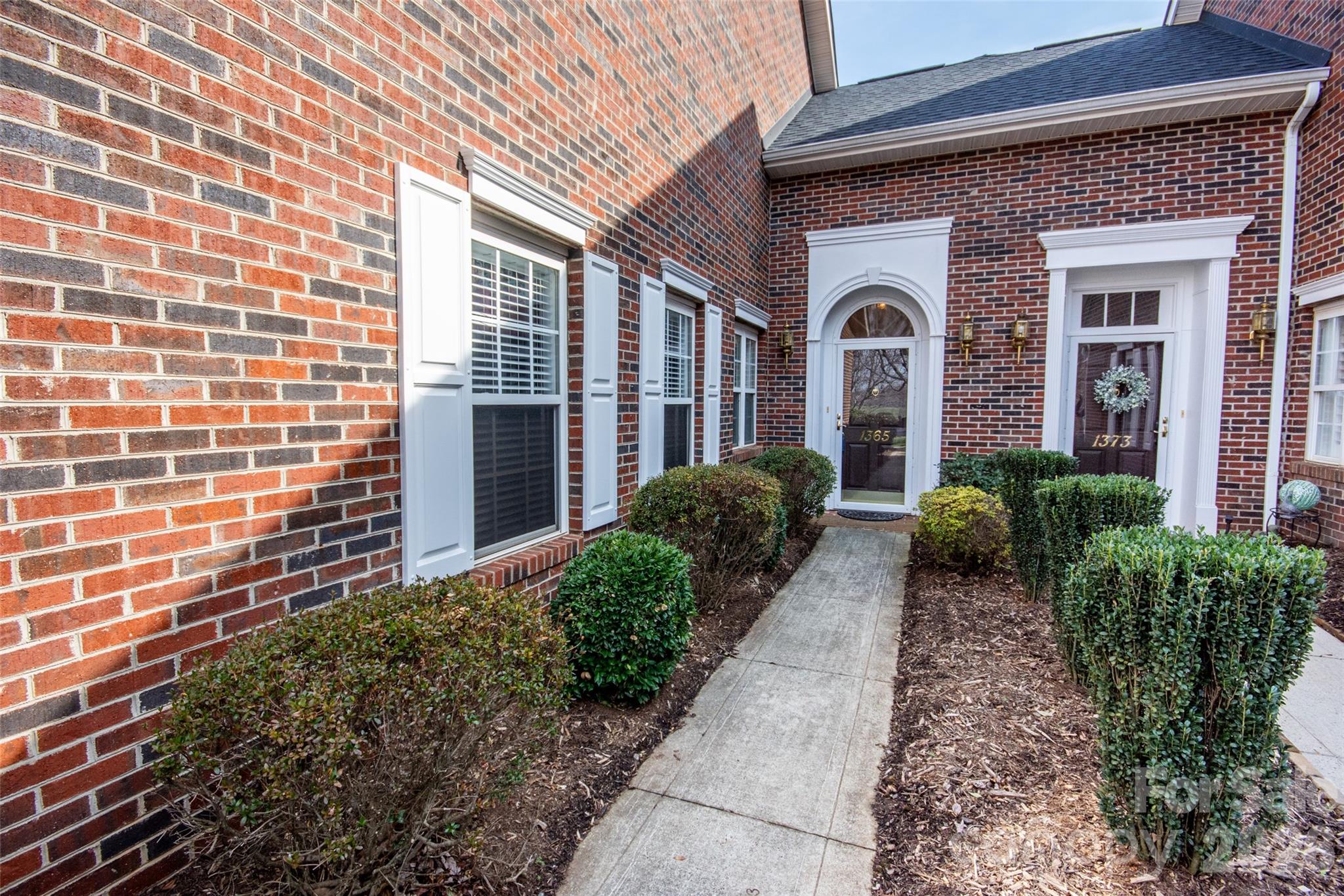 1365 Royalty Circle Property Photo 5