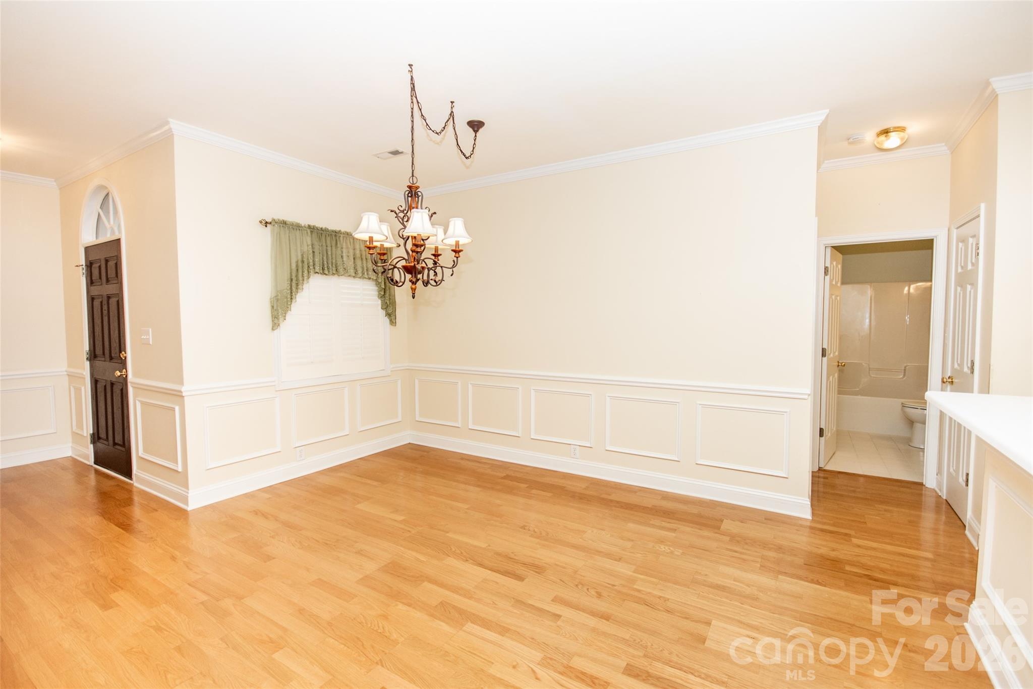 1365 Royalty Circle Property Photo 7