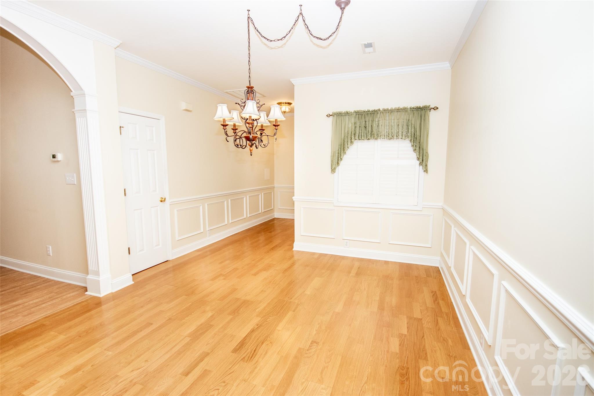 1365 Royalty Circle Property Photo 8