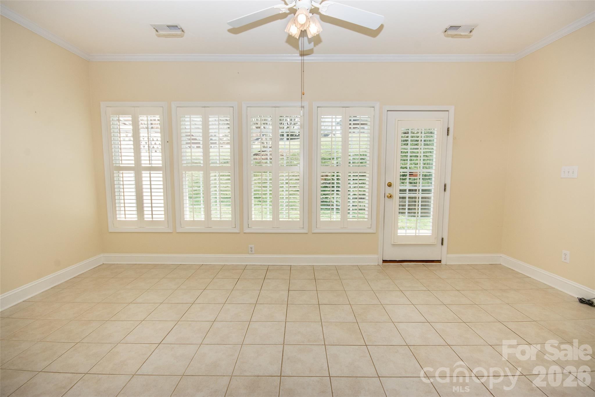 1365 Royalty Circle Property Photo 22