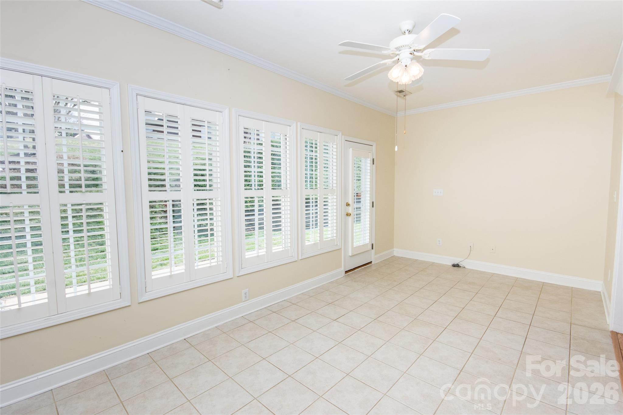 1365 Royalty Circle Property Photo 23