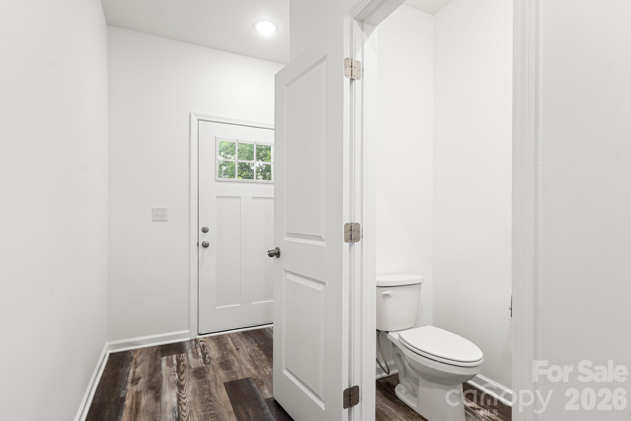 112 Angle Street Property Photo 4