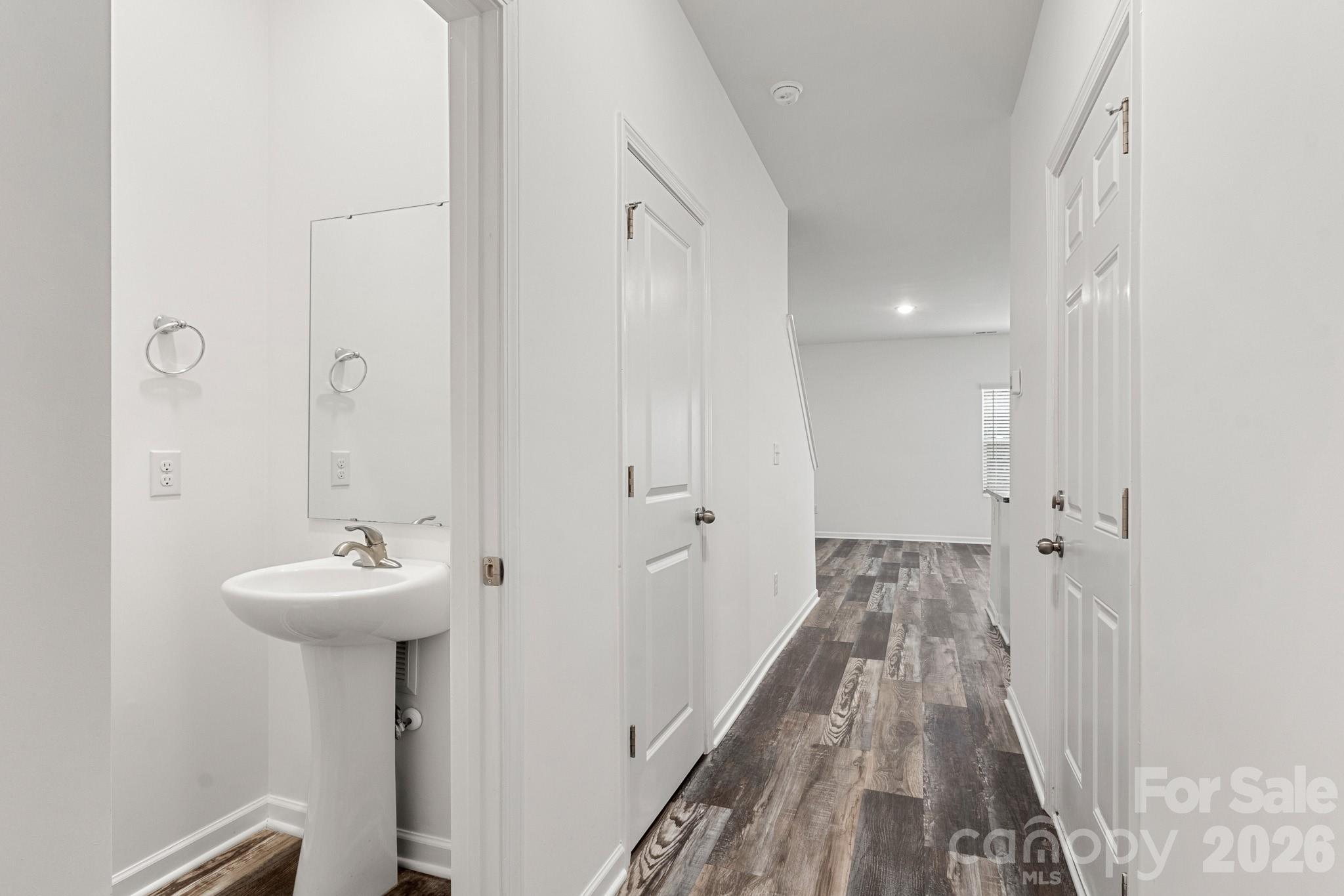 112 Angle Street Property Photo 5