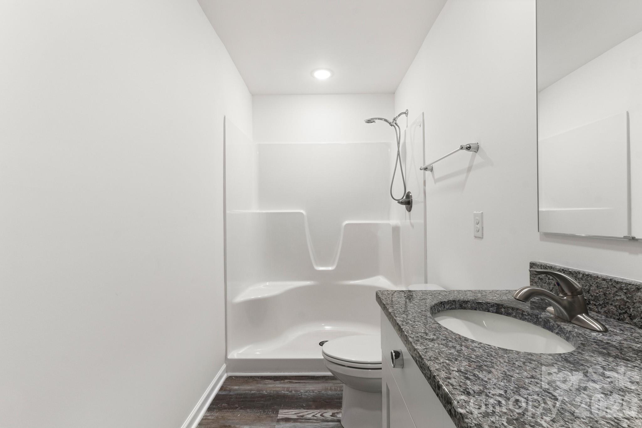 112 Angle Street Property Photo 21