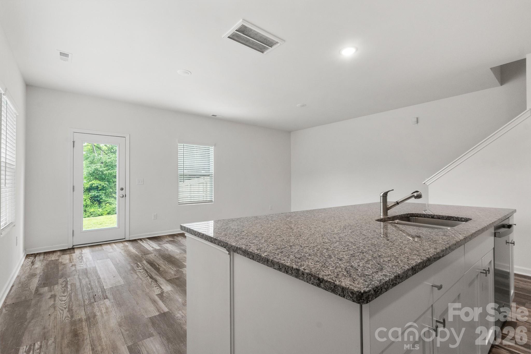 112 Angle Street Property Photo 36