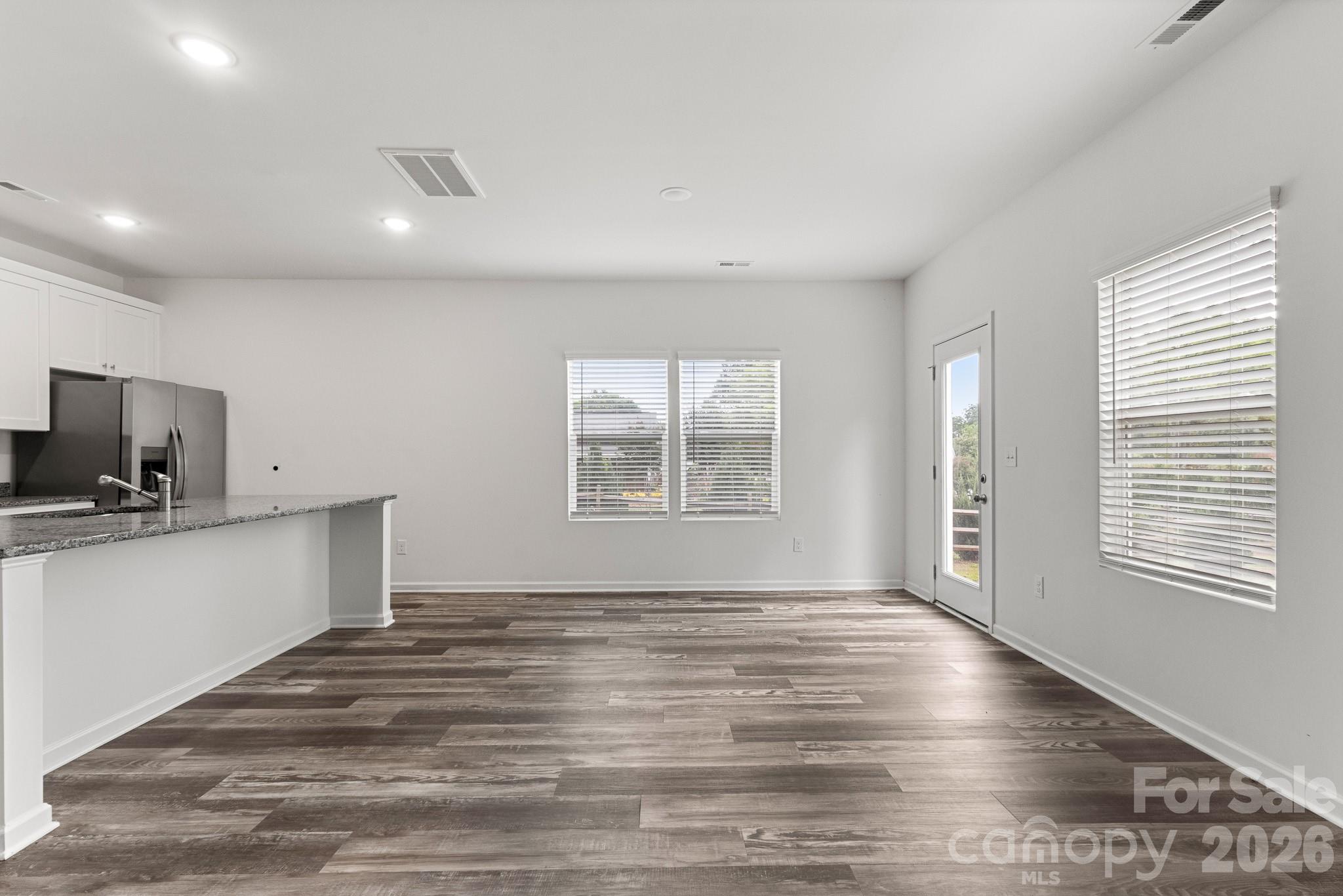 112 Angle Street Property Photo 37