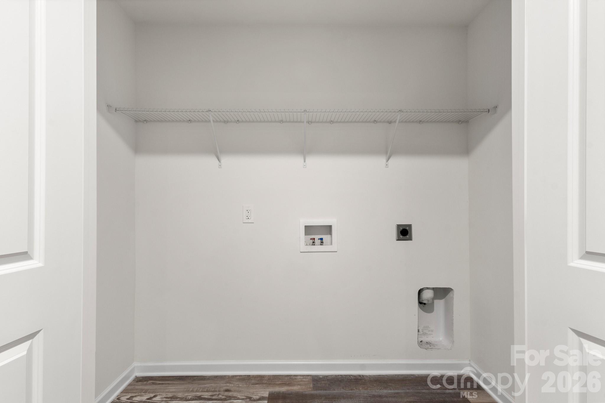112 Angle Street Property Photo 39