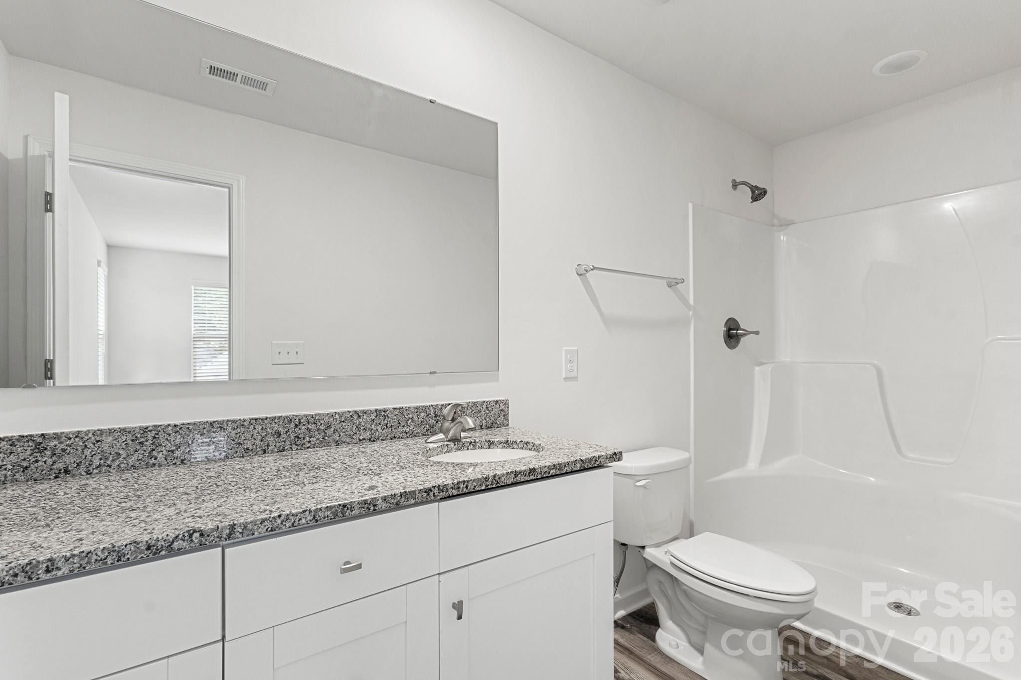 112 Angle Street Property Photo 41