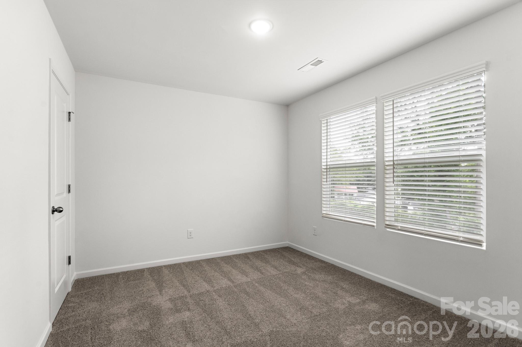 112 Angle Street Property Photo 43