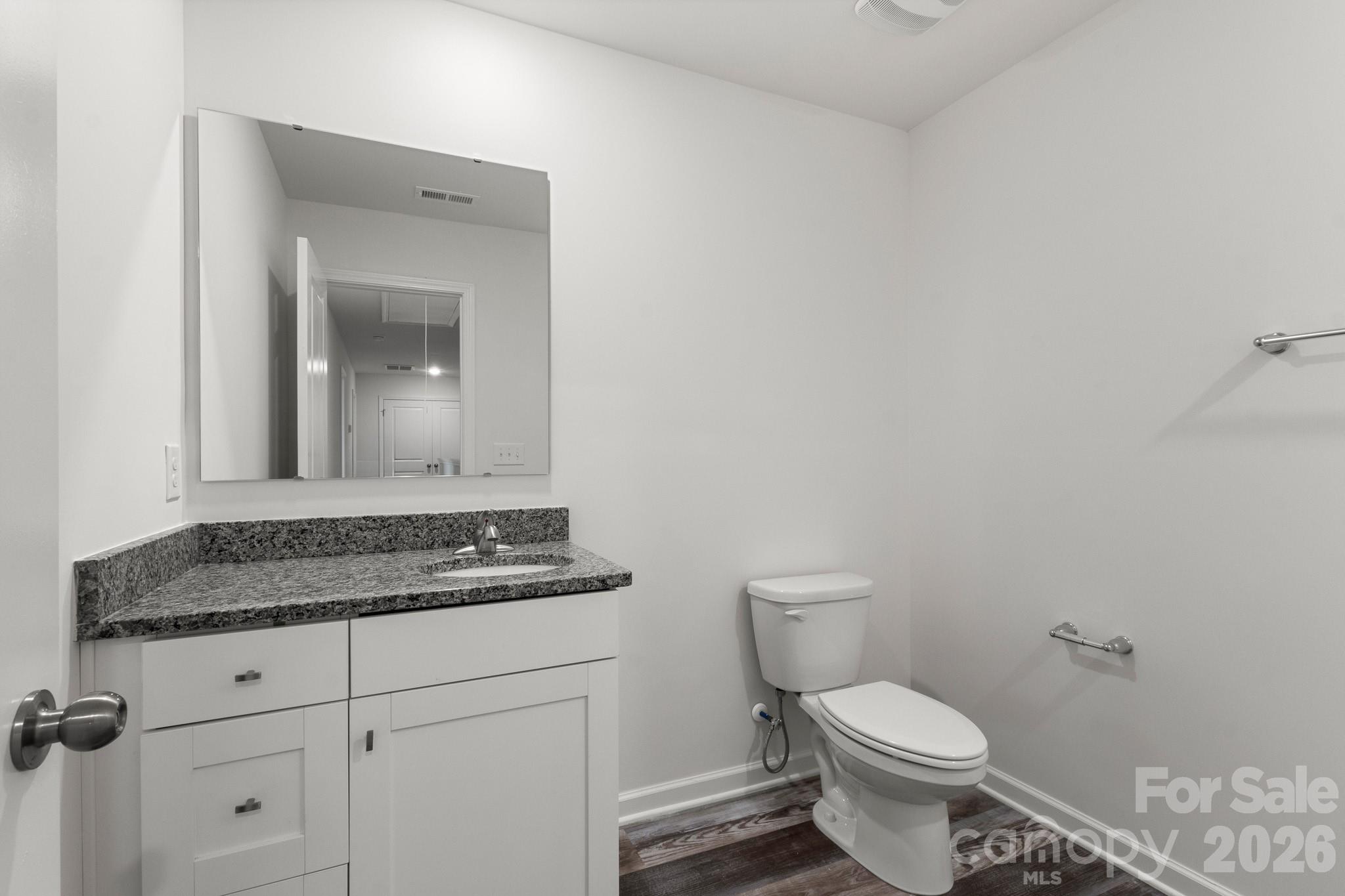 112 Angle Street Property Photo 44