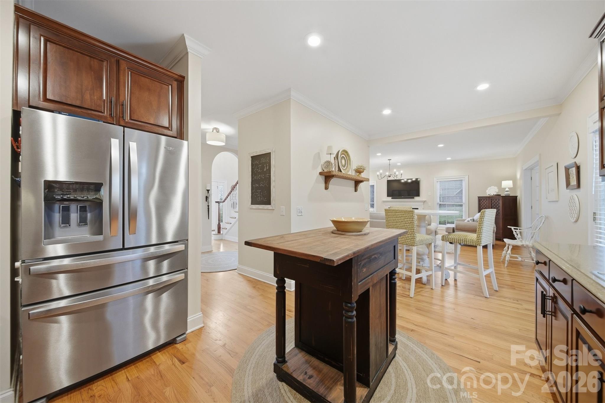 2716 Charleston Court Property Photo 19