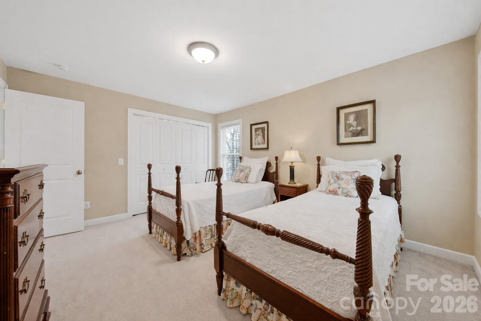 2716 Charleston Court Property Photo 31