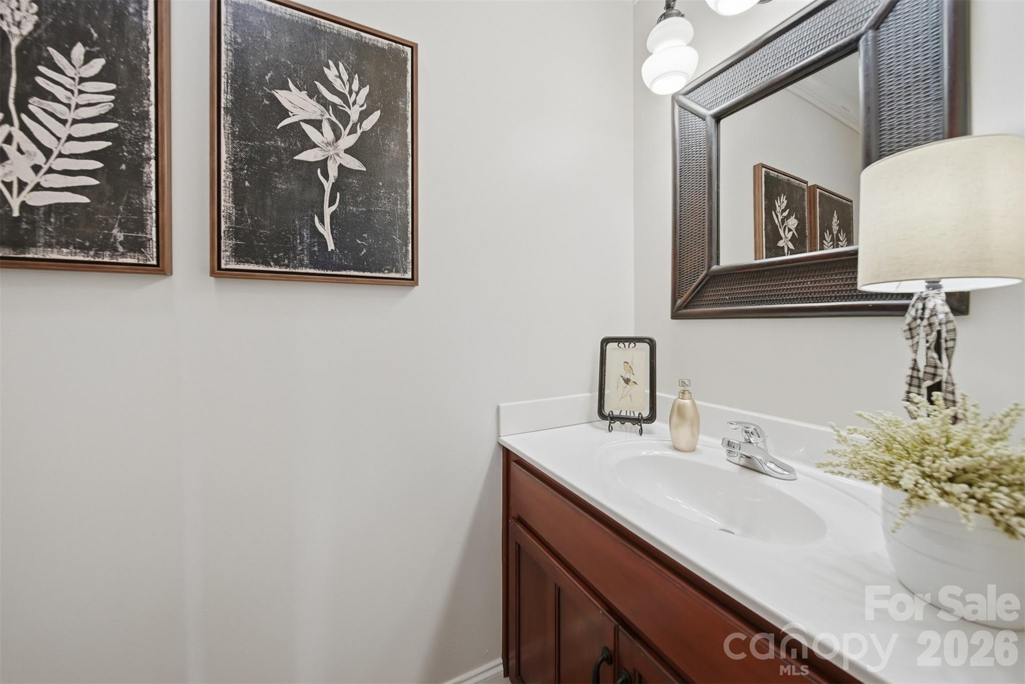 2716 Charleston Court Property Photo 35