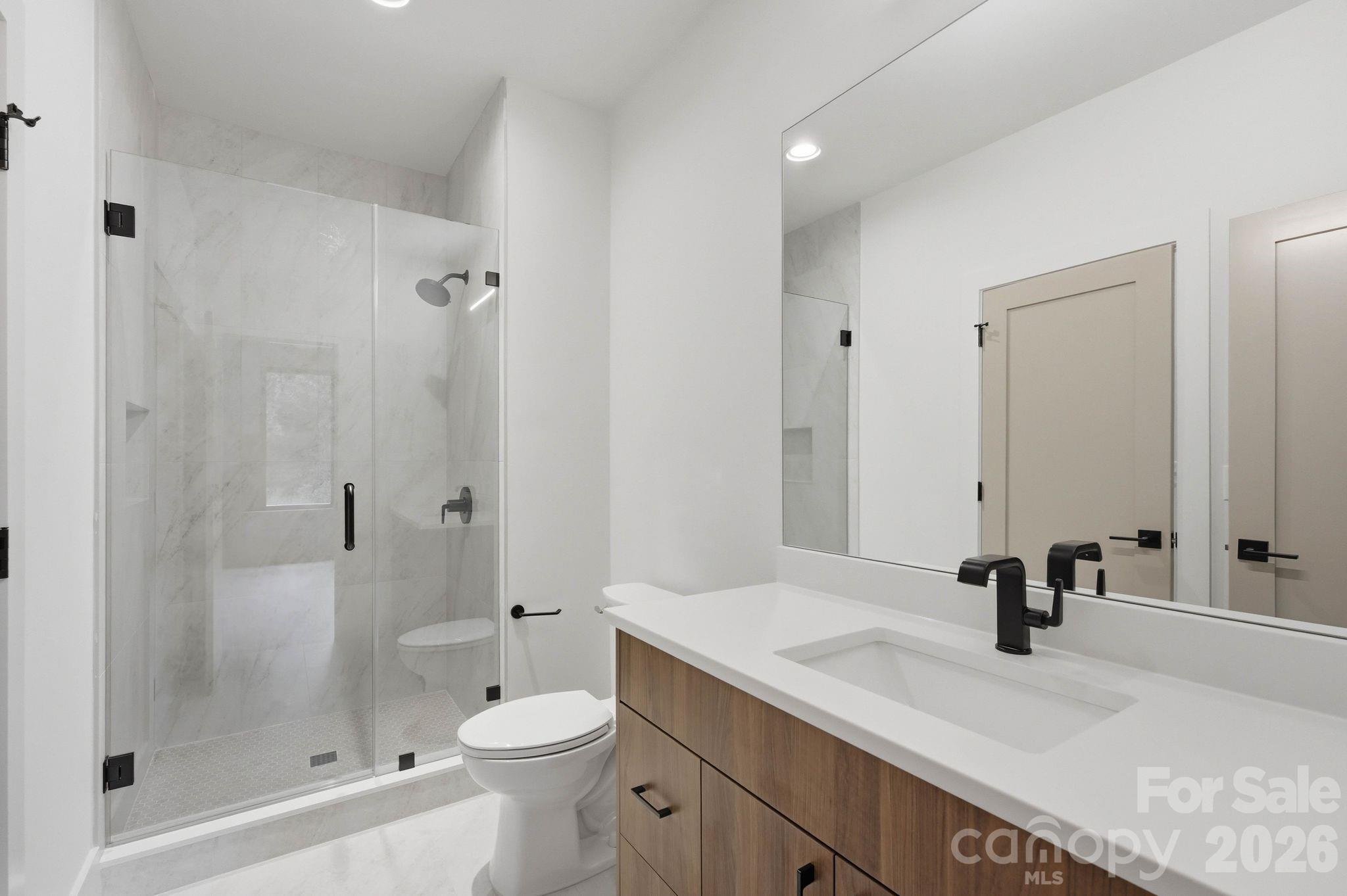 1427 N Sharon Amity Road Property Photo 40