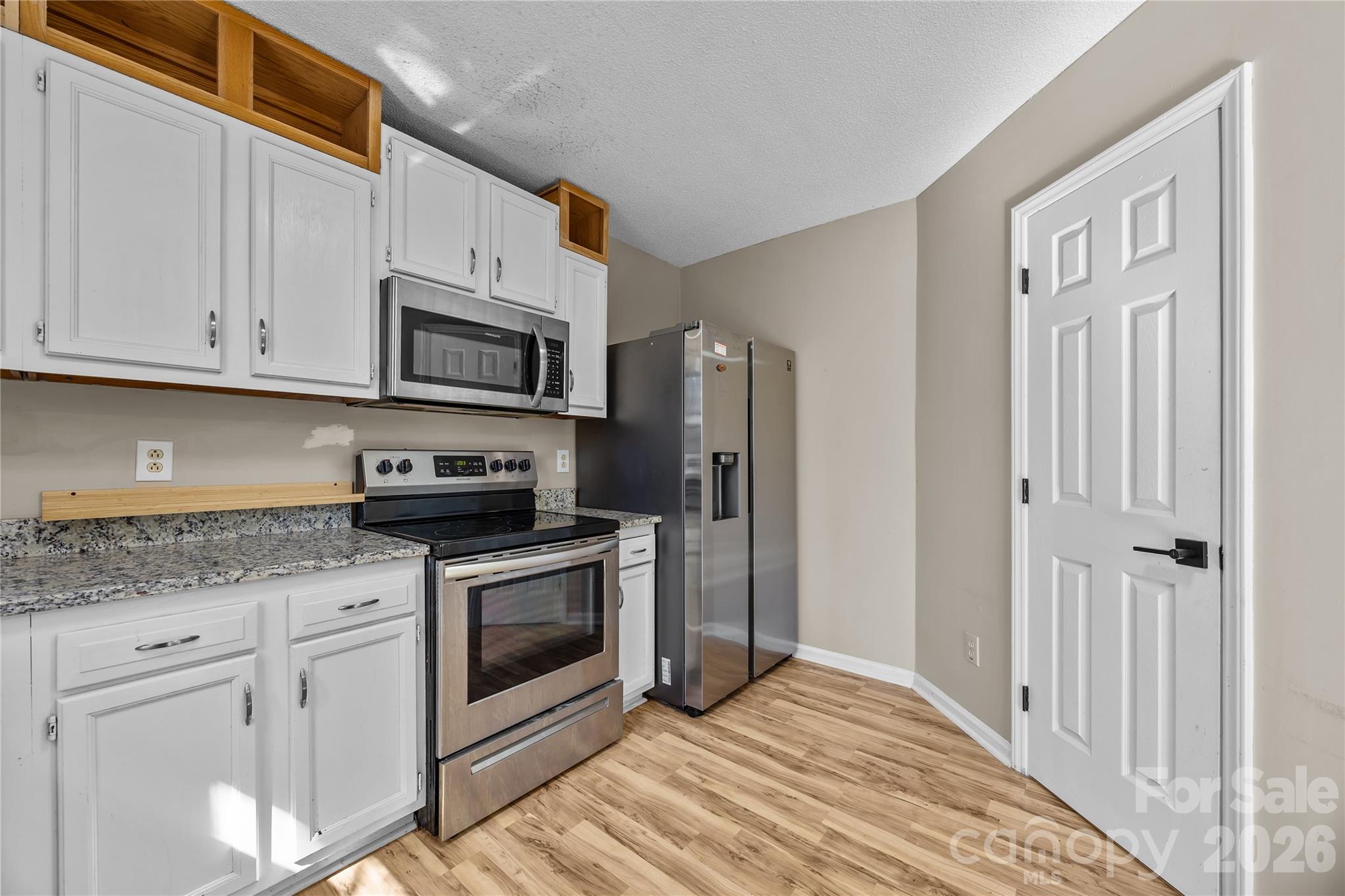 2019 Teddington Drive Property Photo 11
