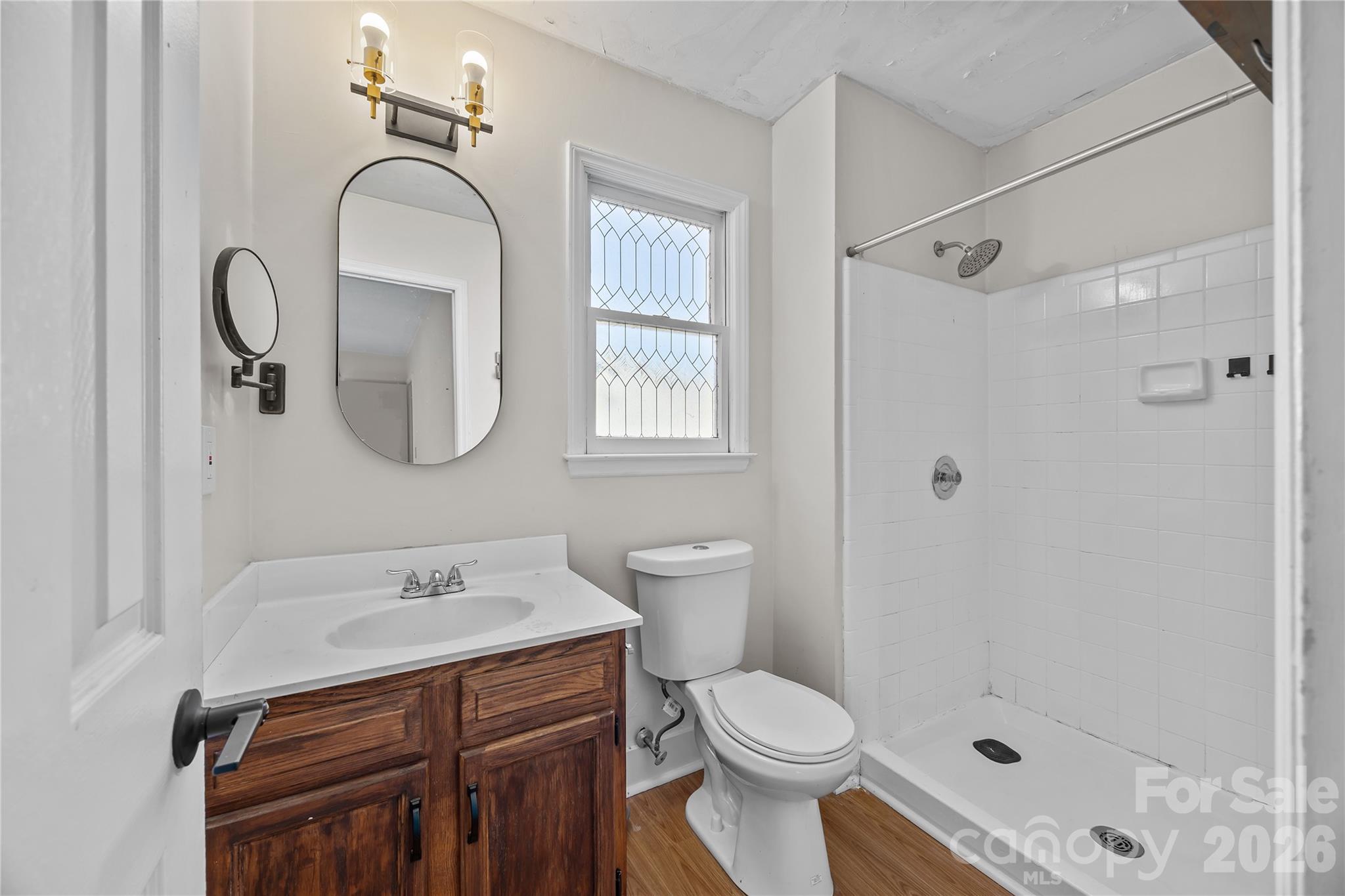 2019 Teddington Drive Property Photo 14
