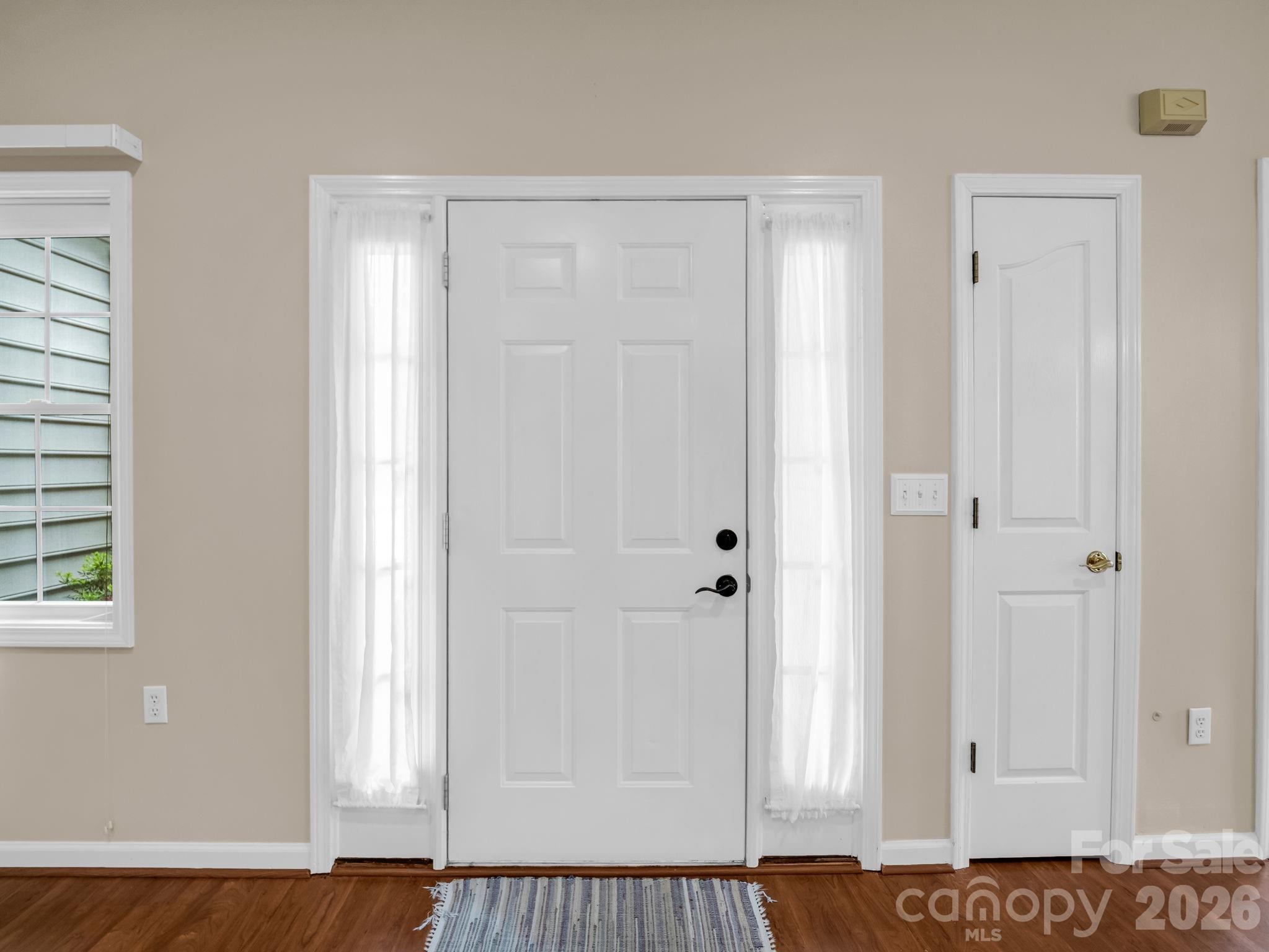 276 Cambridge Drive Property Photo 10