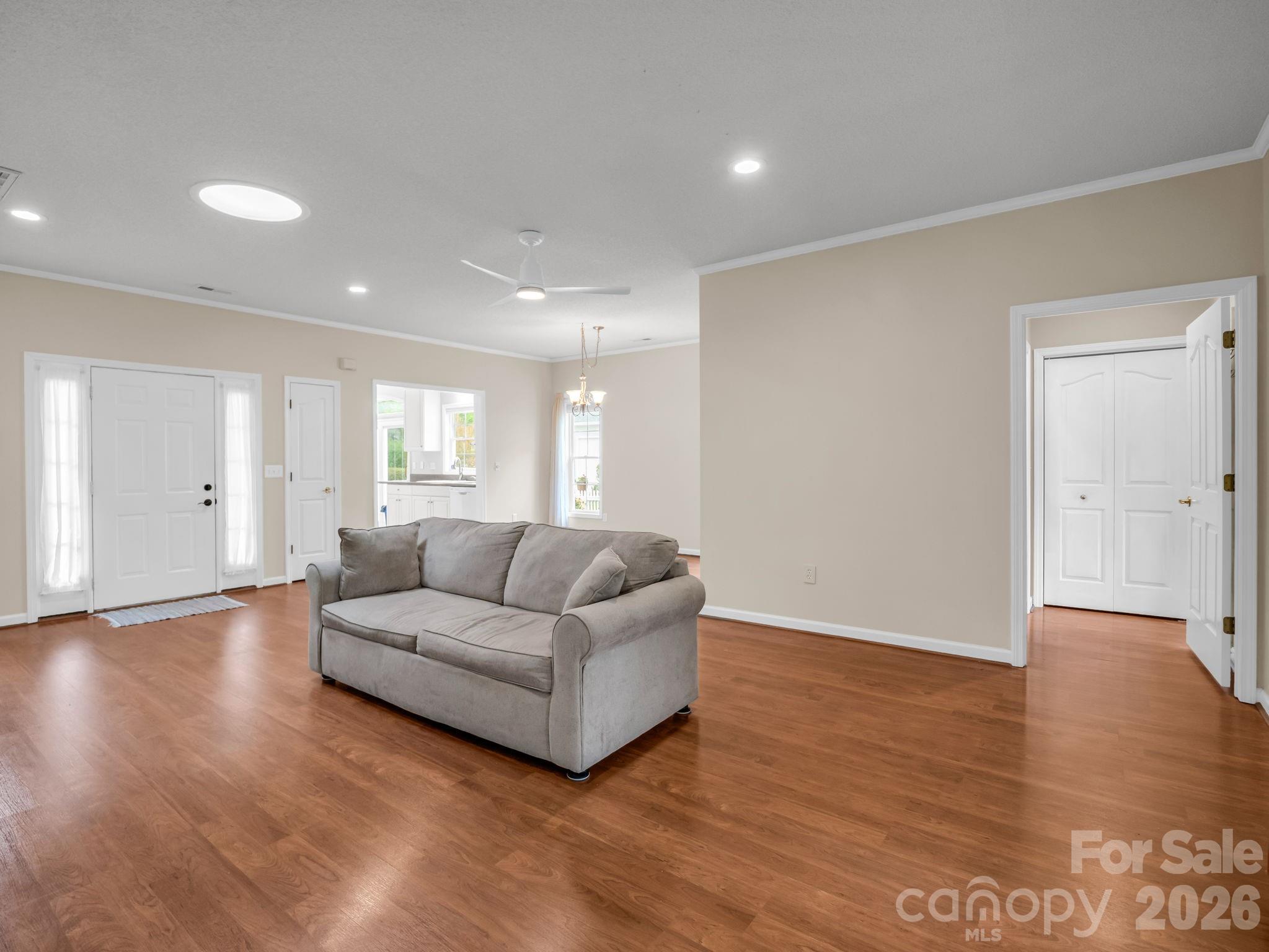 276 Cambridge Drive Property Photo 21