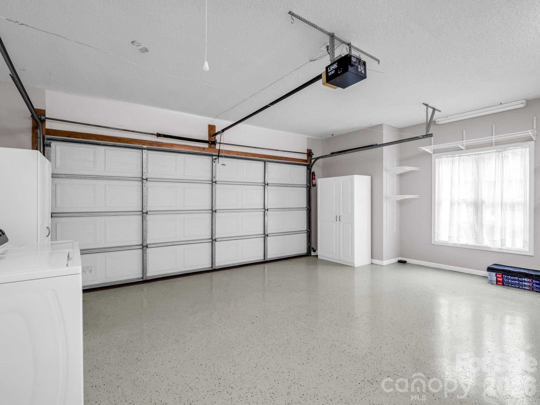 276 Cambridge Drive Property Photo 27