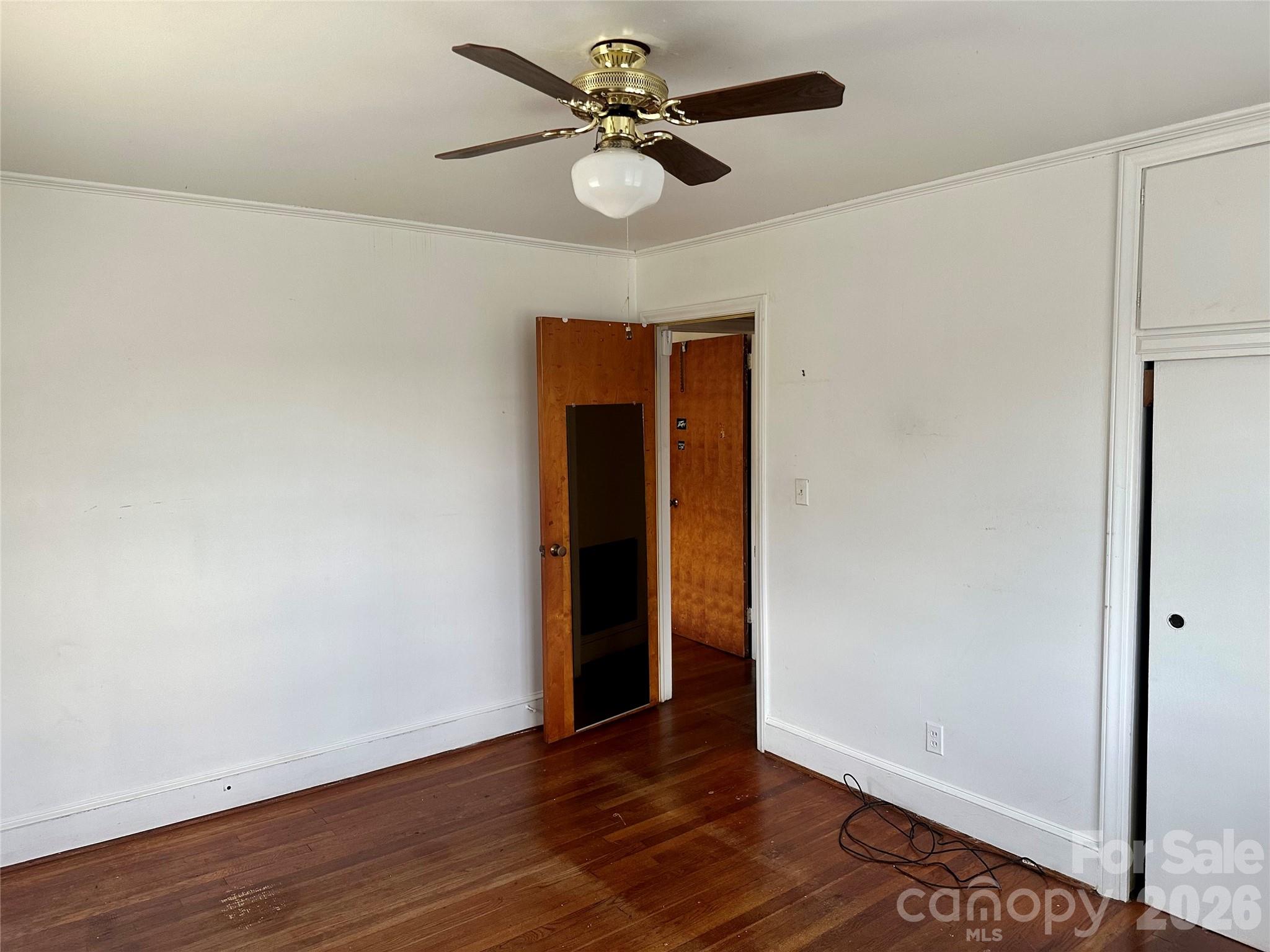 1435 Dean Street Property Photo 13