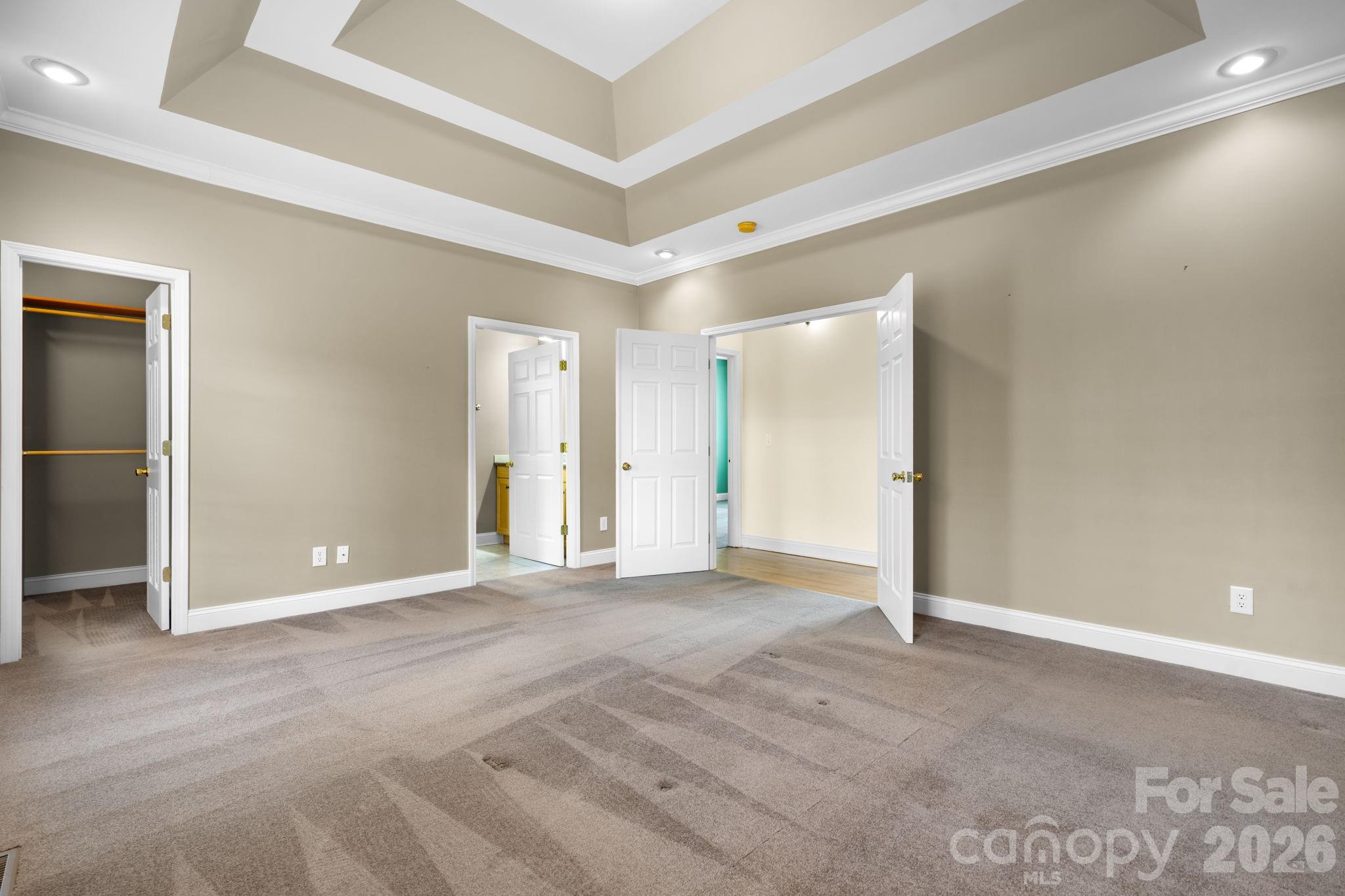 215 Browning Drive Property Photo 16