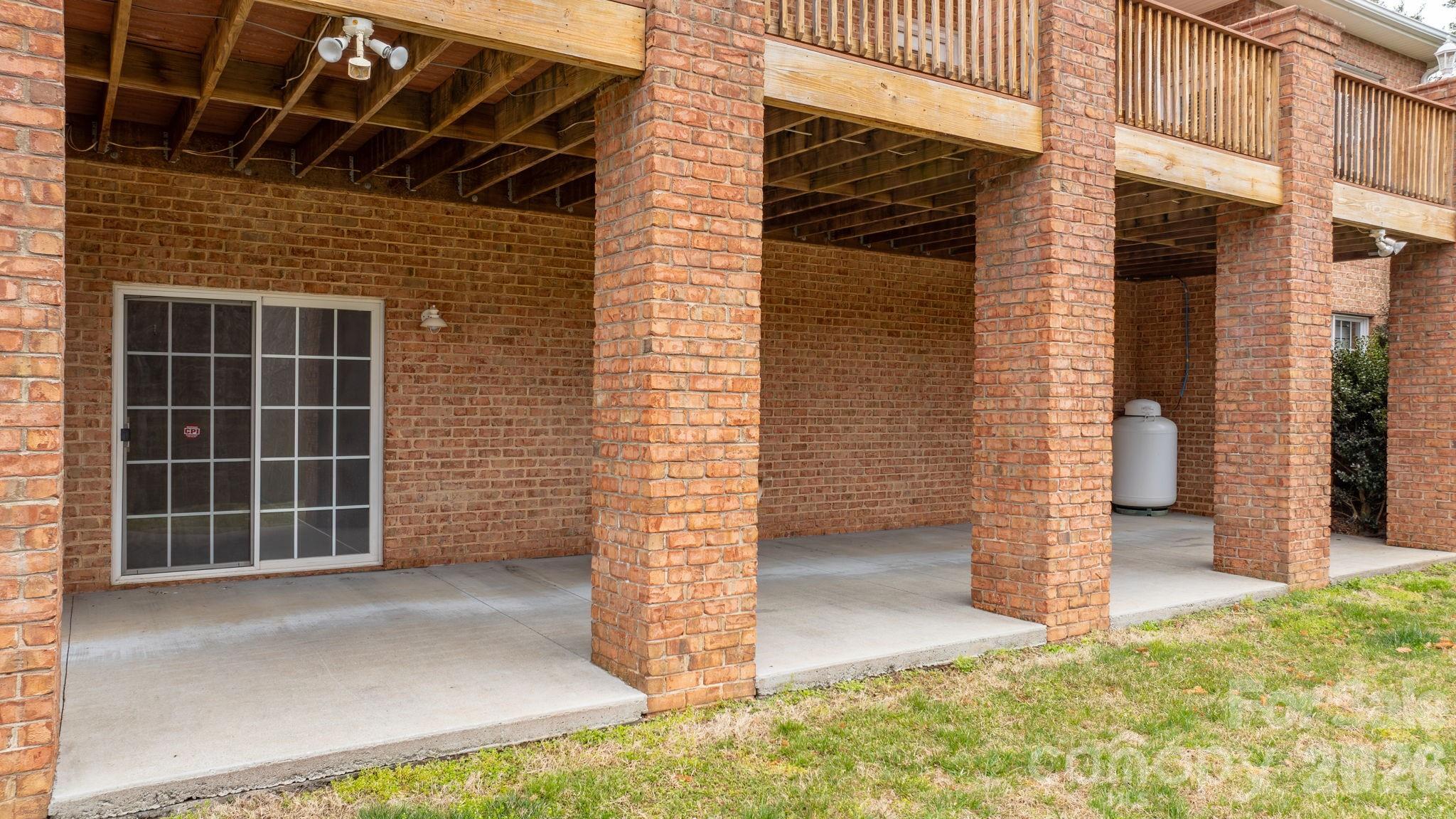 215 Browning Drive Property Photo 36