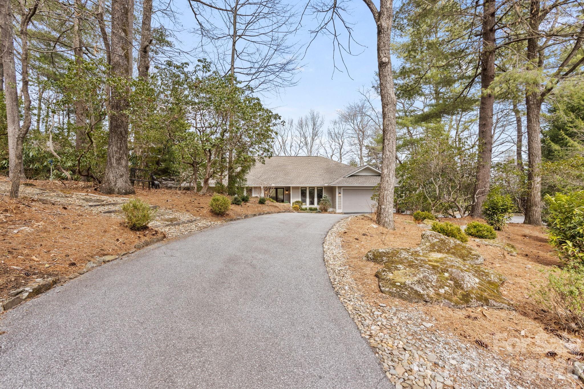 171 Old Hillside Lane Property Photo 4